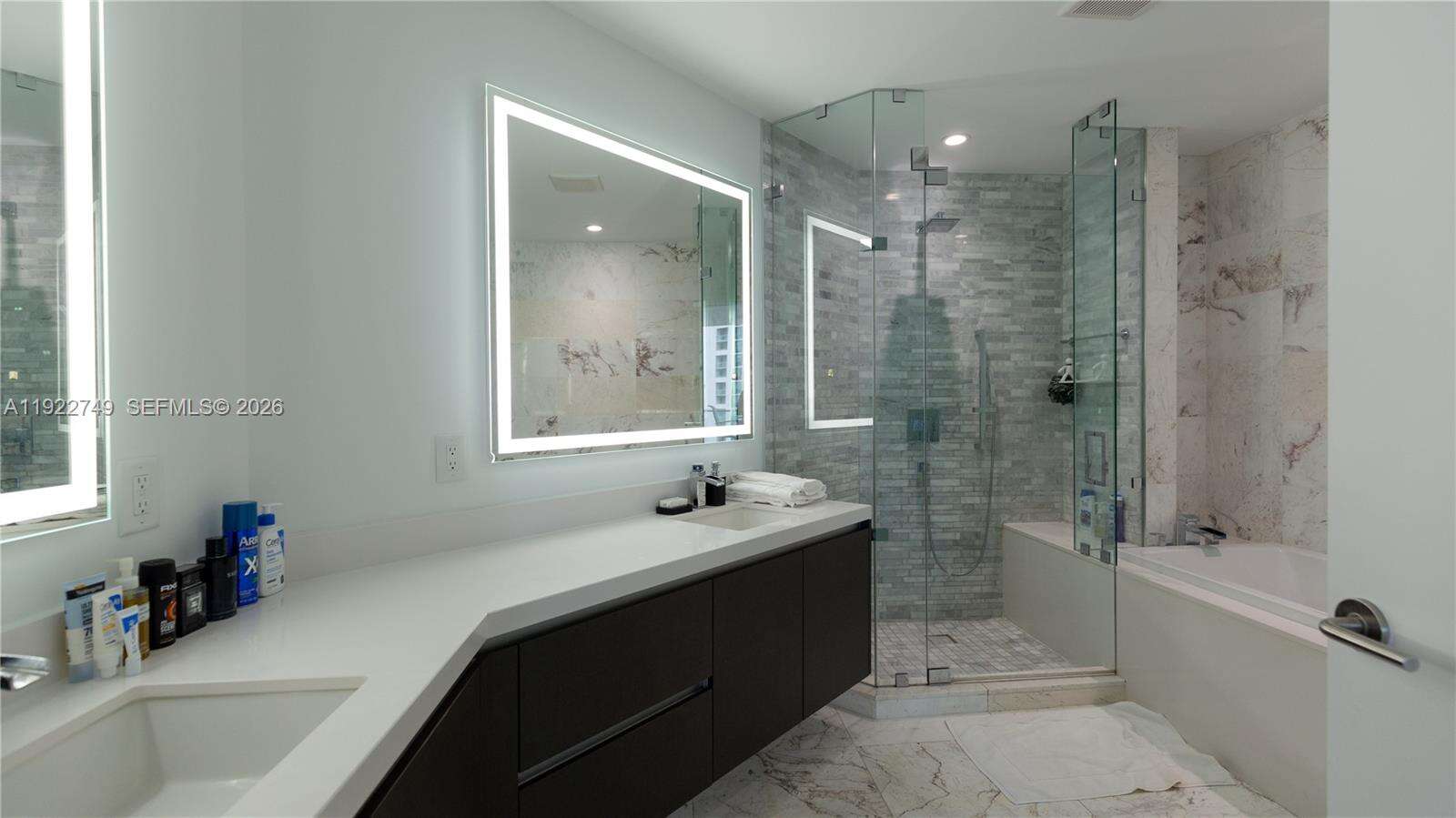 PARAMOUNT MIAMI WORLDCENTER - 851 1 Ave, Miami, FL 33132 | Picture 14