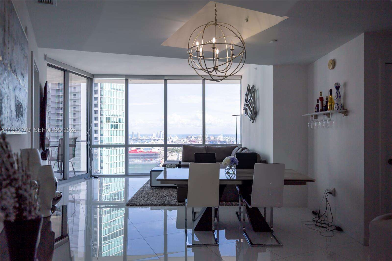 PARAMOUNT MIAMI WORLDCENTER - 851 1 Ave, Miami, FL 33132 | Picture 4