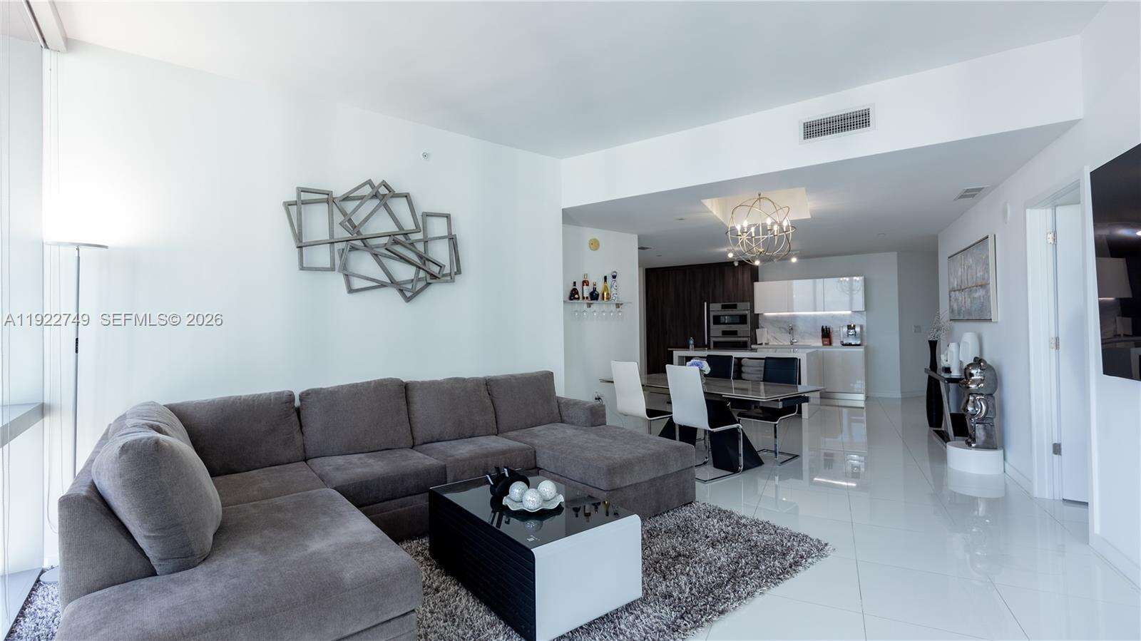 PARAMOUNT MIAMI WORLDCENTER - 851 1 Ave, Miami, FL 33132 | Picture 5