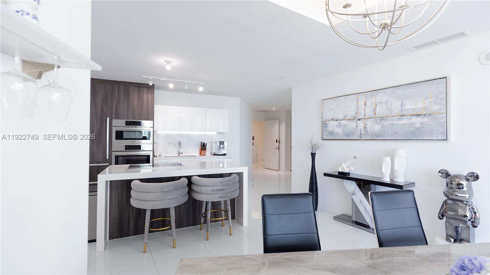 PARAMOUNT MIAMI WORLDCENTER - 851 1 Ave, Miami, FL 33132 | Picture 8