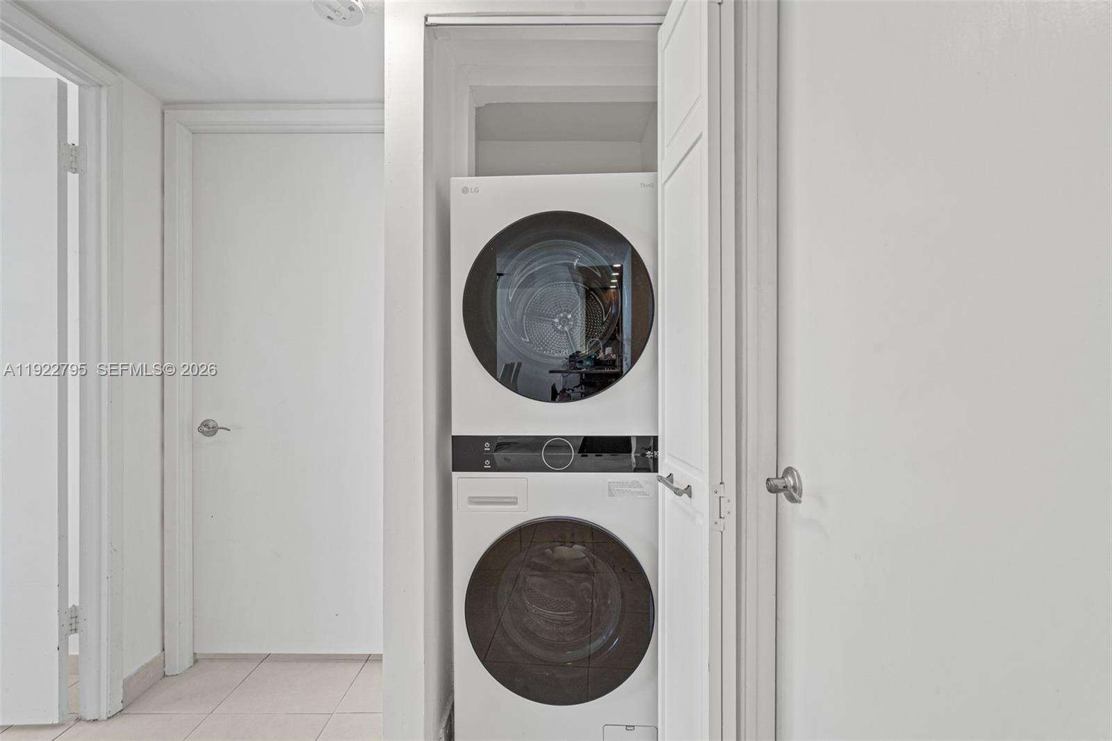 Brickell Place at 1865 Brickell Ave, Miami, FL 33129 - For Sale photo 17