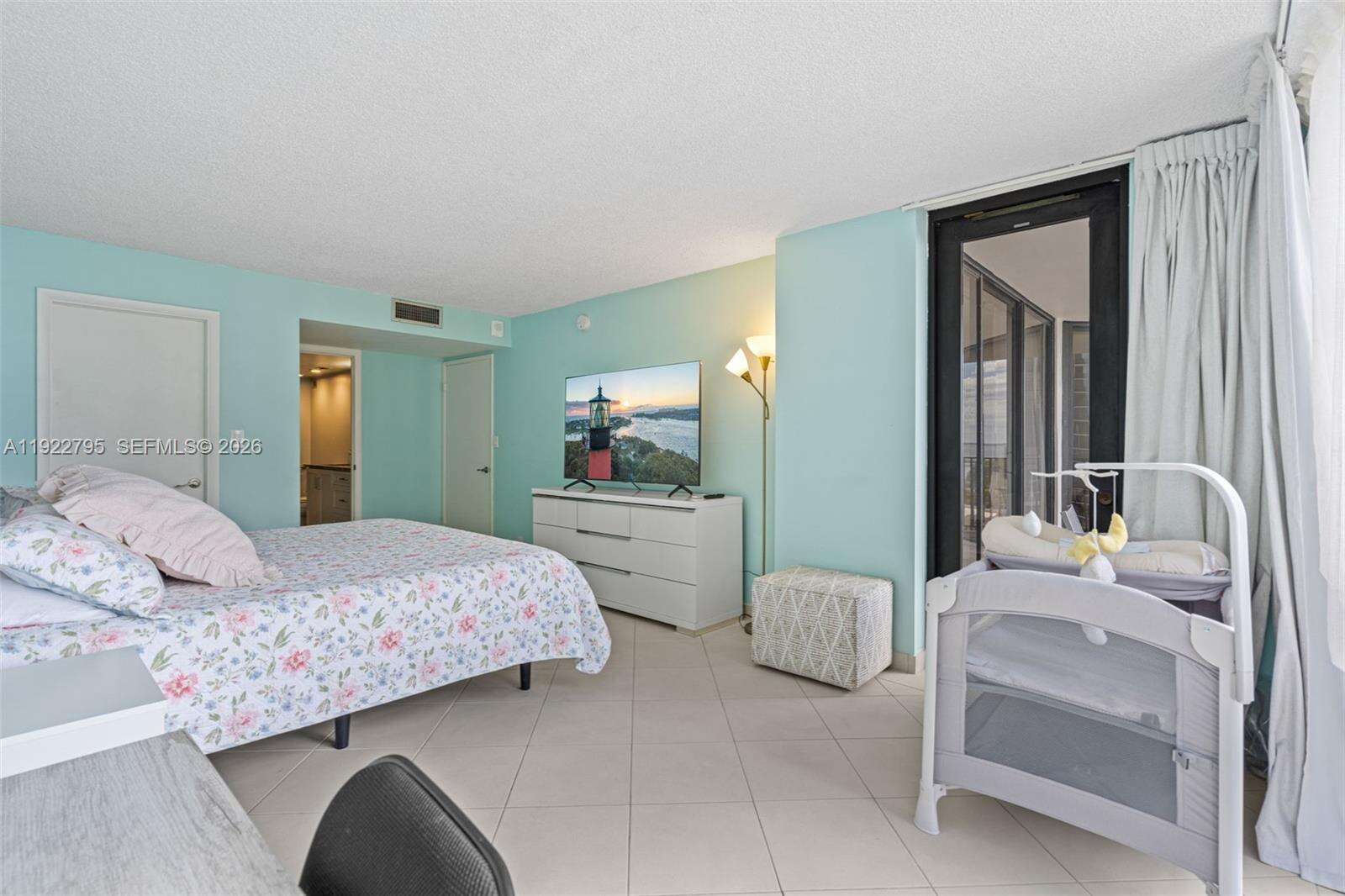 Brickell Place at 1865 Brickell Ave, Miami, FL 33129 - For Sale photo 22