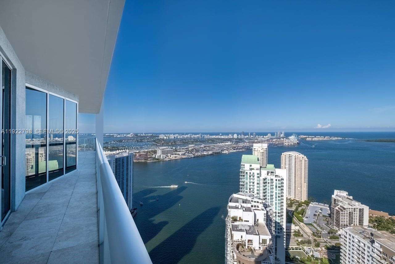 ICONBRICKELL CONDO NO 1 - 465 Brickell Ave, Miami, FL 33131 | Picture 40