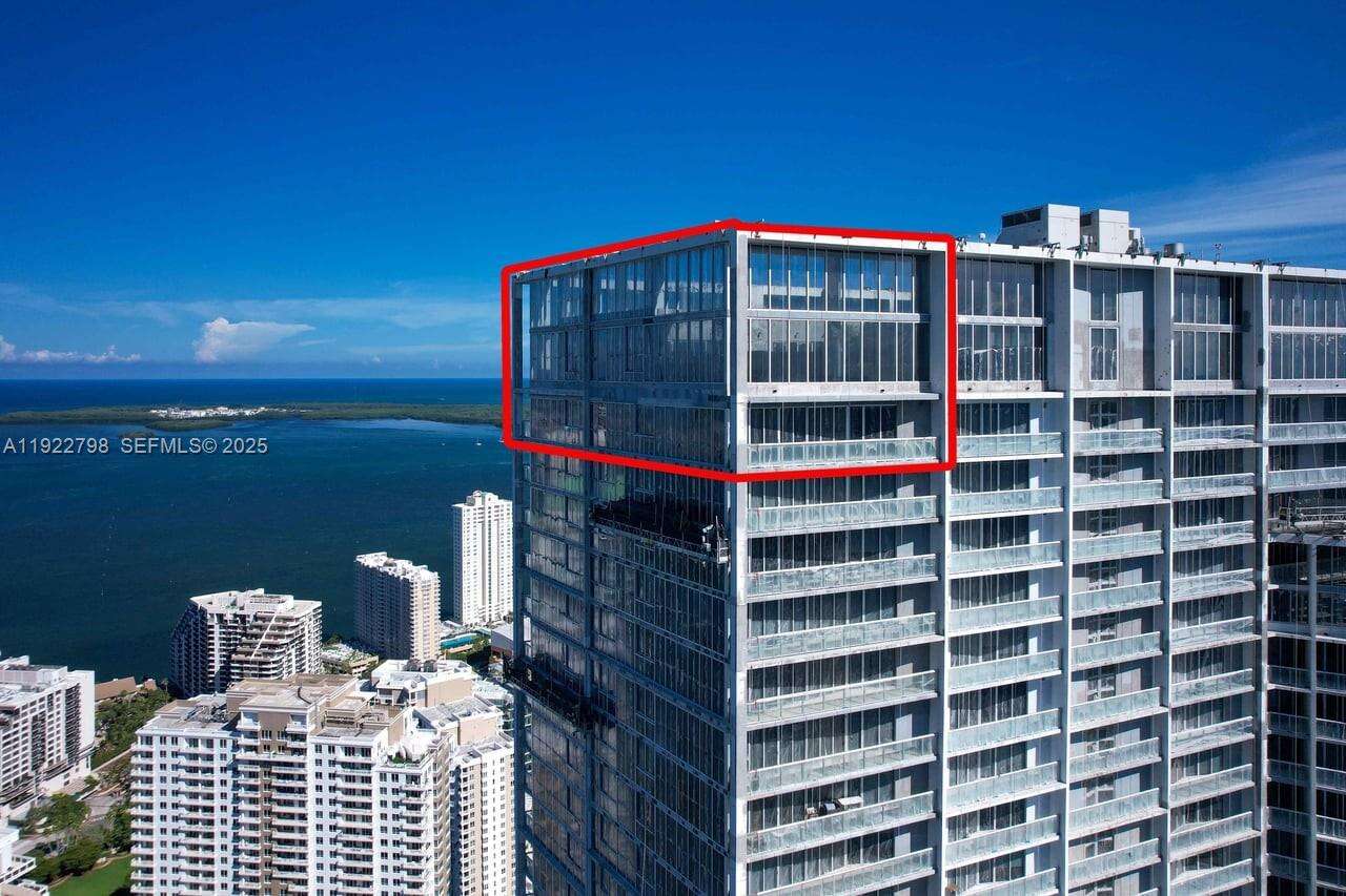 ICONBRICKELL CONDO NO 1 - 465 Brickell Ave, Miami, FL 33131 | Picture 42