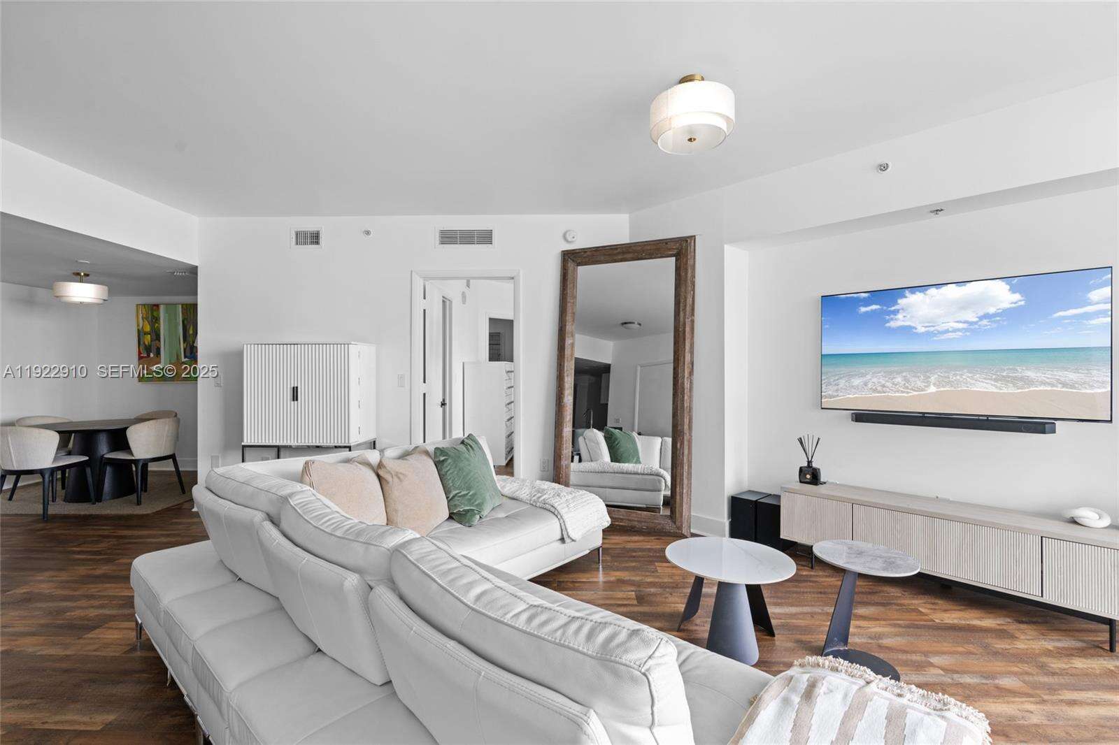 Wind By Neo at 350 Miami Ave, Miami, FL 33130 - For Sale photo 13