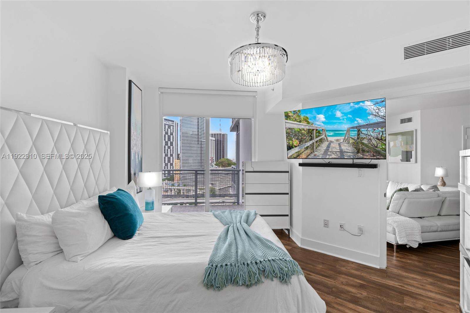 Wind By Neo at 350 Miami Ave, Miami, FL 33130 - For Sale photo 22