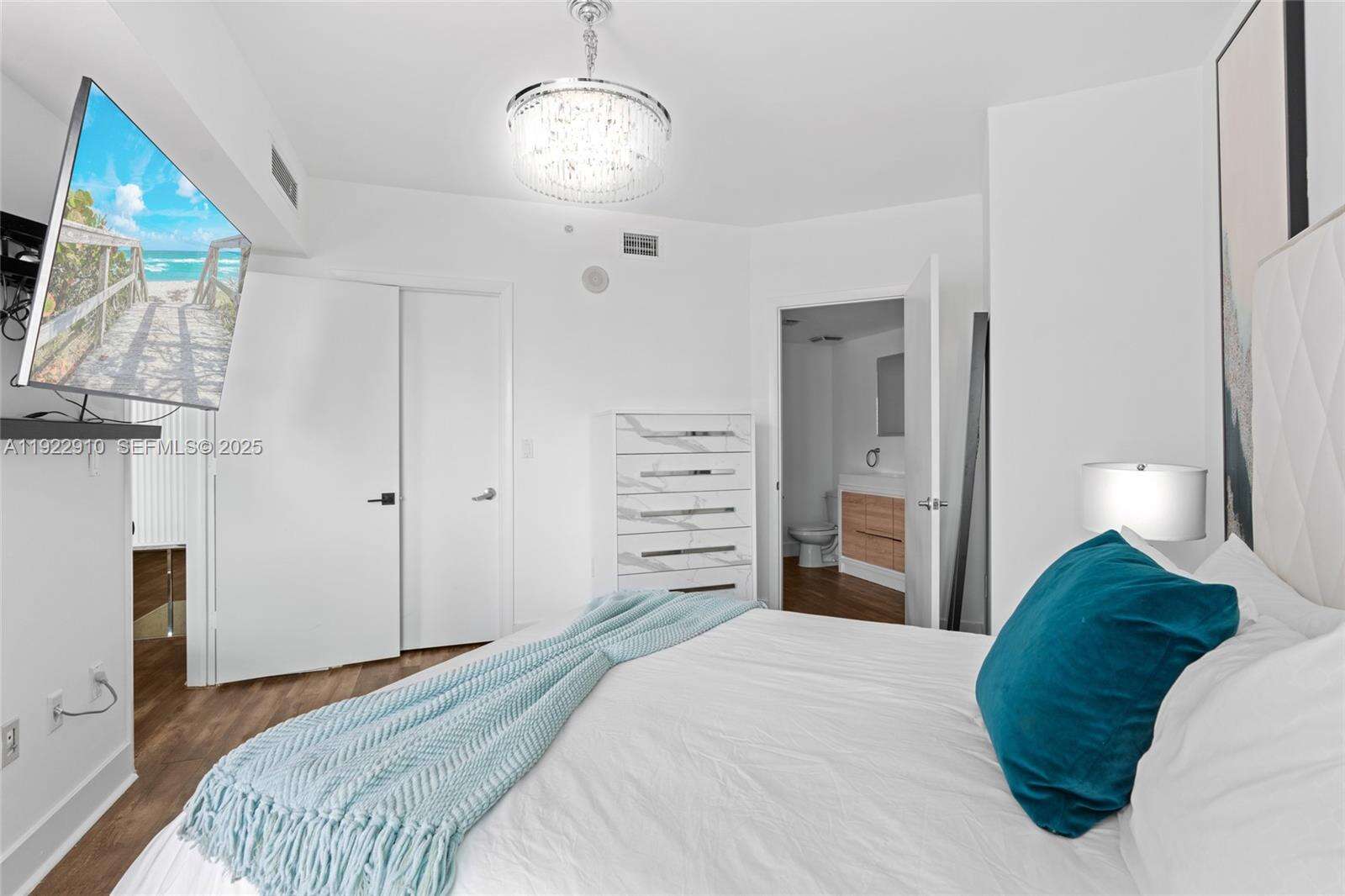 Wind By Neo at 350 Miami Ave, Miami, FL 33130 - For Sale photo 25