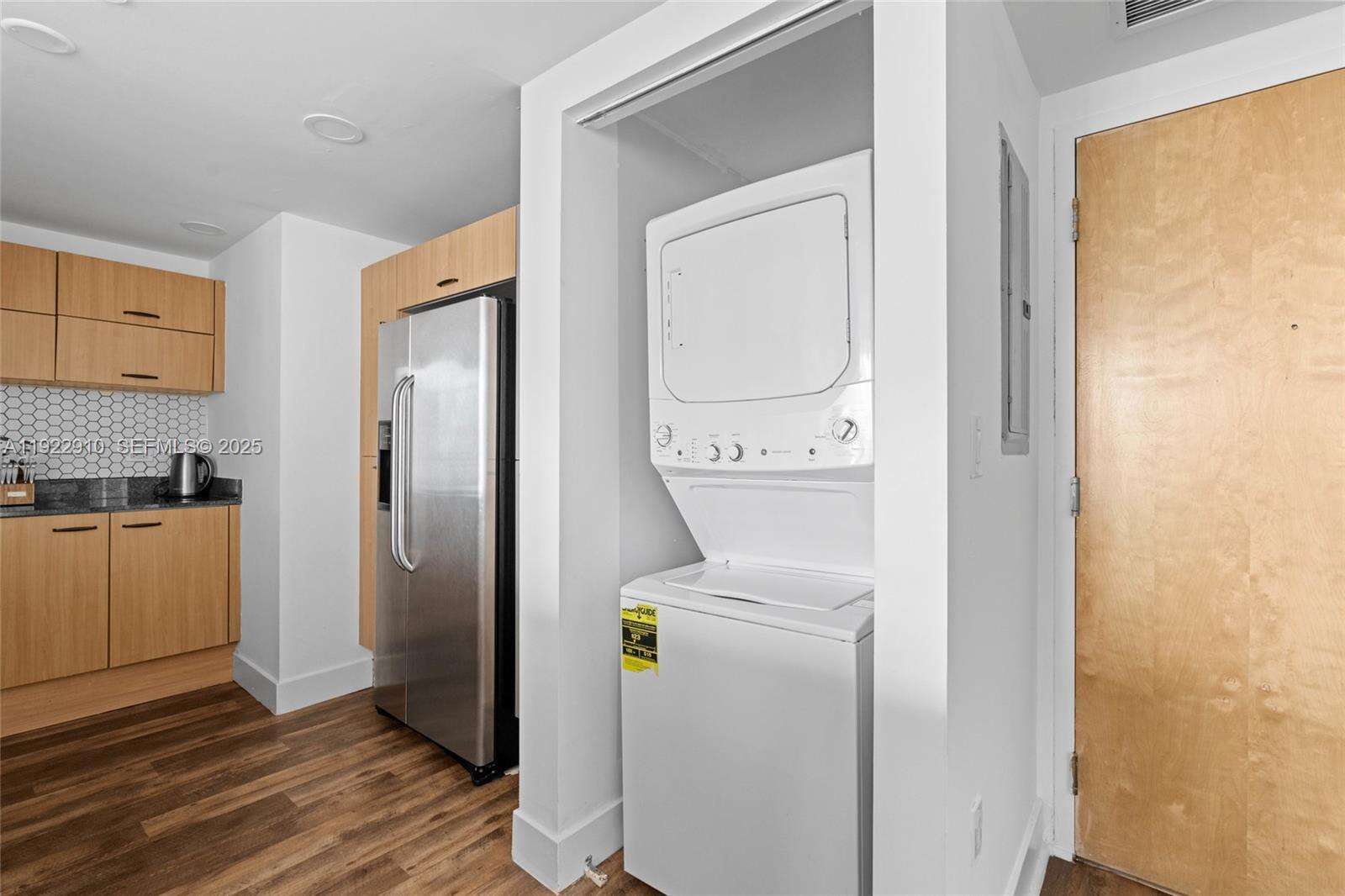 Wind By Neo at 350 Miami Ave, Miami, FL 33130 - For Sale photo 33