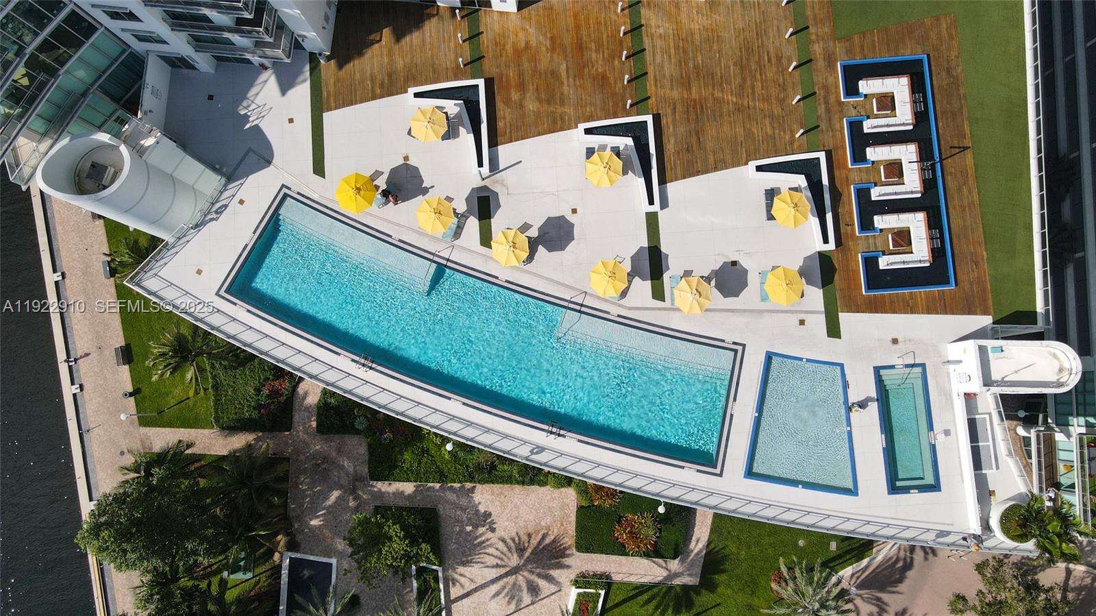 Wind By Neo at 350 Miami Ave, Miami, FL 33130 - For Sale photo 35