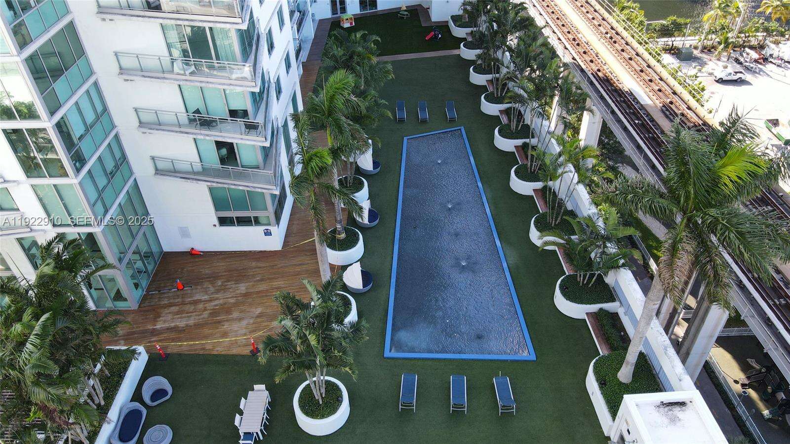 Wind By Neo at 350 Miami Ave, Miami, FL 33130 - For Sale photo 36
