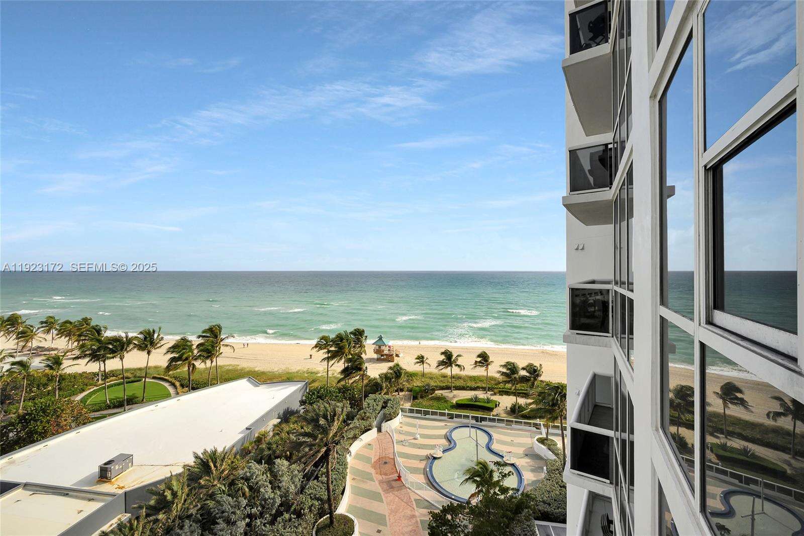 Trump Royale at 18201 Collins Ave, Sunny Isles Beach, FL 33160 - For Sale photo 2
