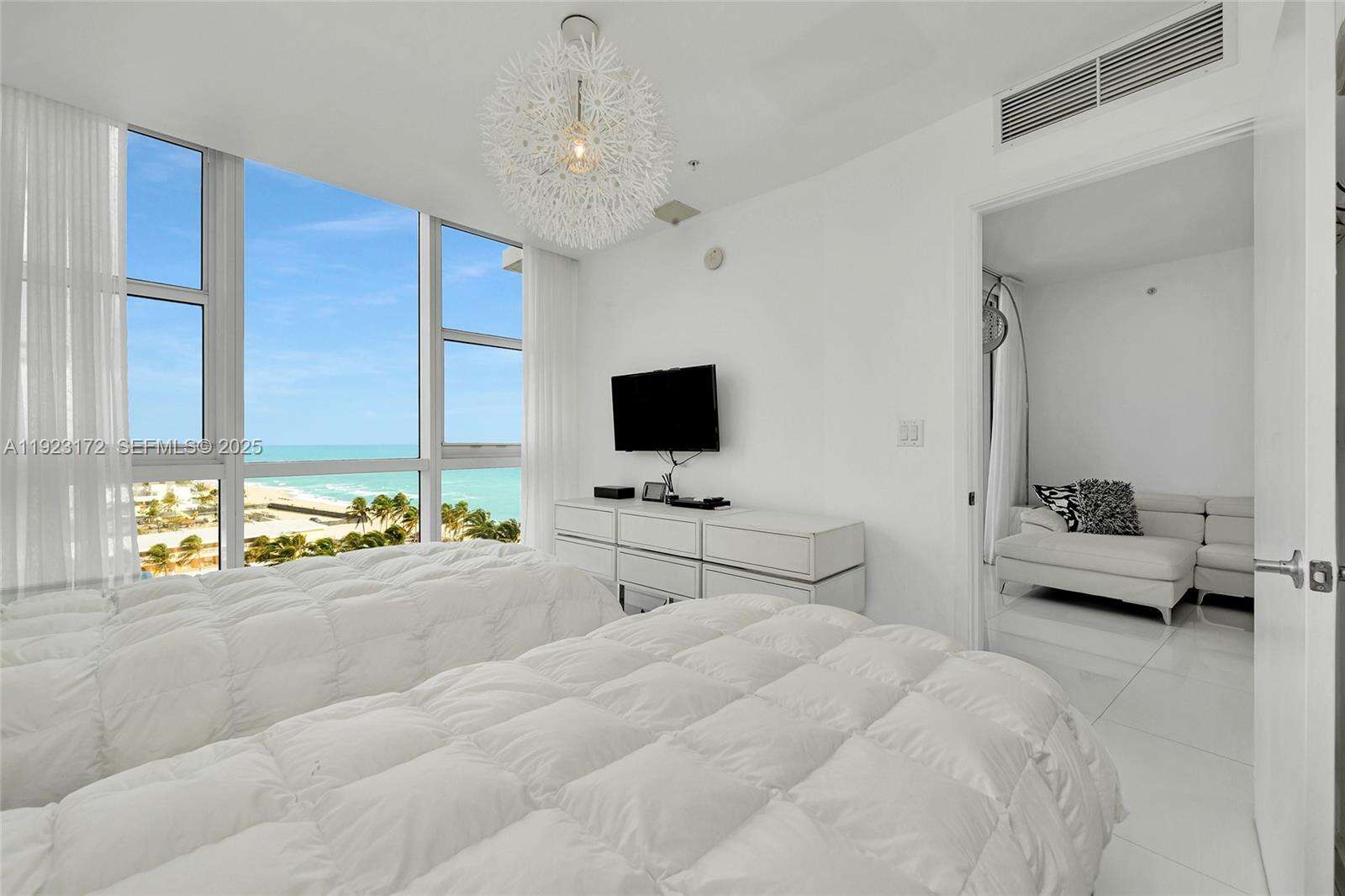 Trump Royale at 18201 Collins Ave, Sunny Isles Beach, FL 33160 - For Sale photo 25