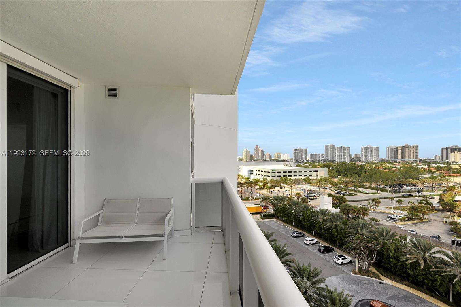 Trump Royale at 18201 Collins Ave, Sunny Isles Beach, FL 33160 - For Sale photo 34