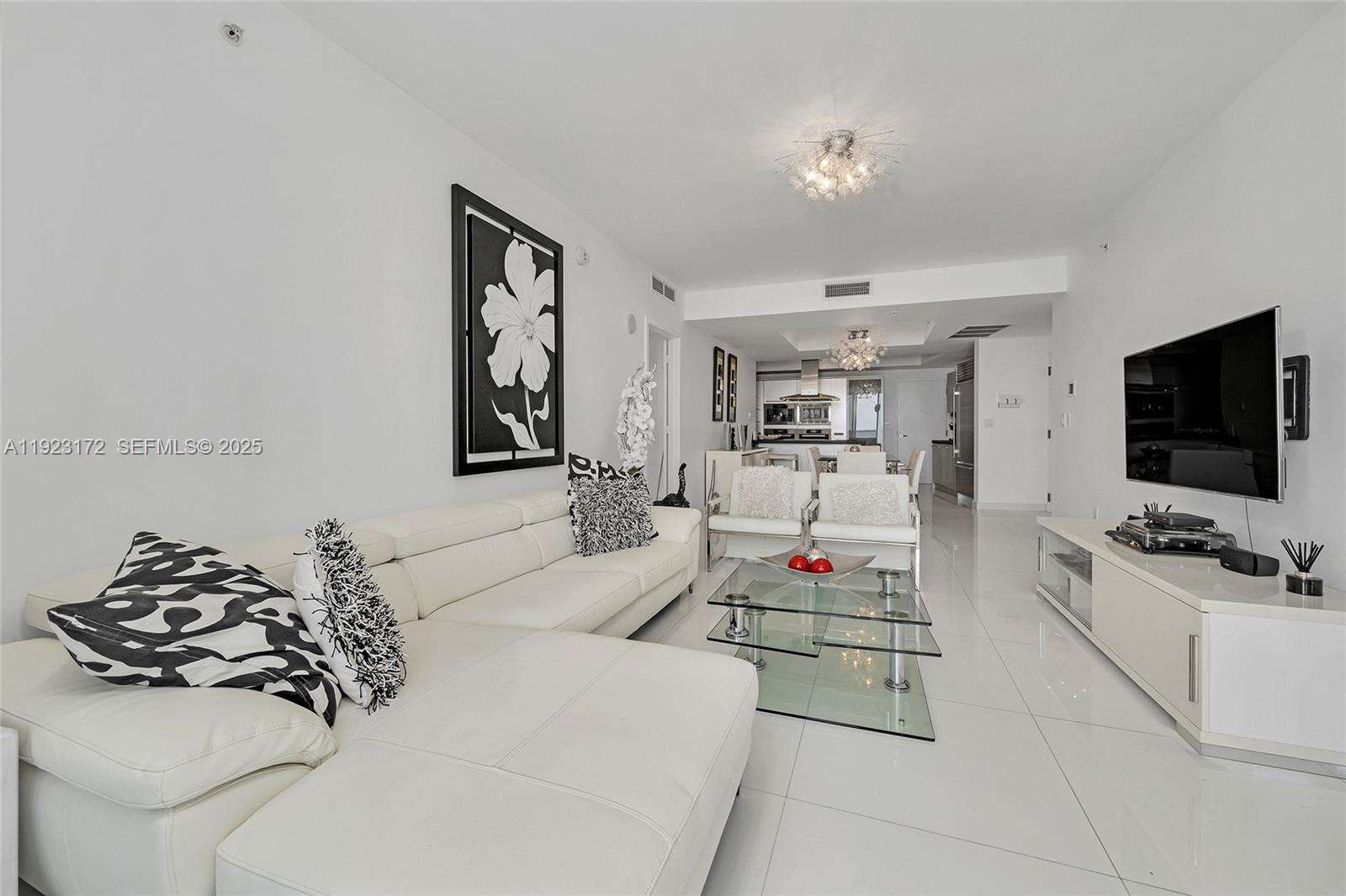 Trump Royale at 18201 Collins Ave, Sunny Isles Beach, FL 33160 - For Sale photo 40