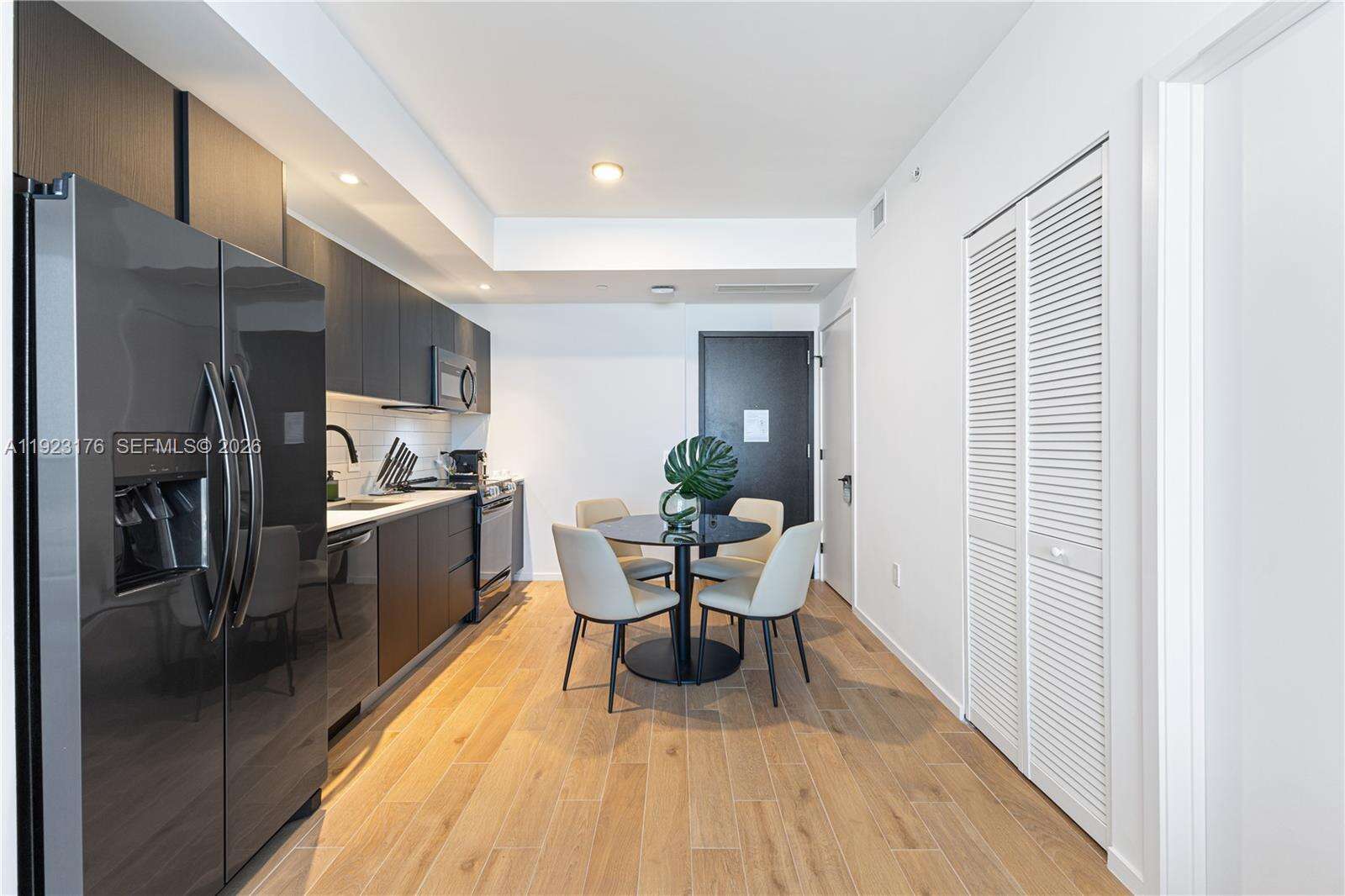 The Elser at 398 5th St, Miami, FL 33132 - For Sale photo 8