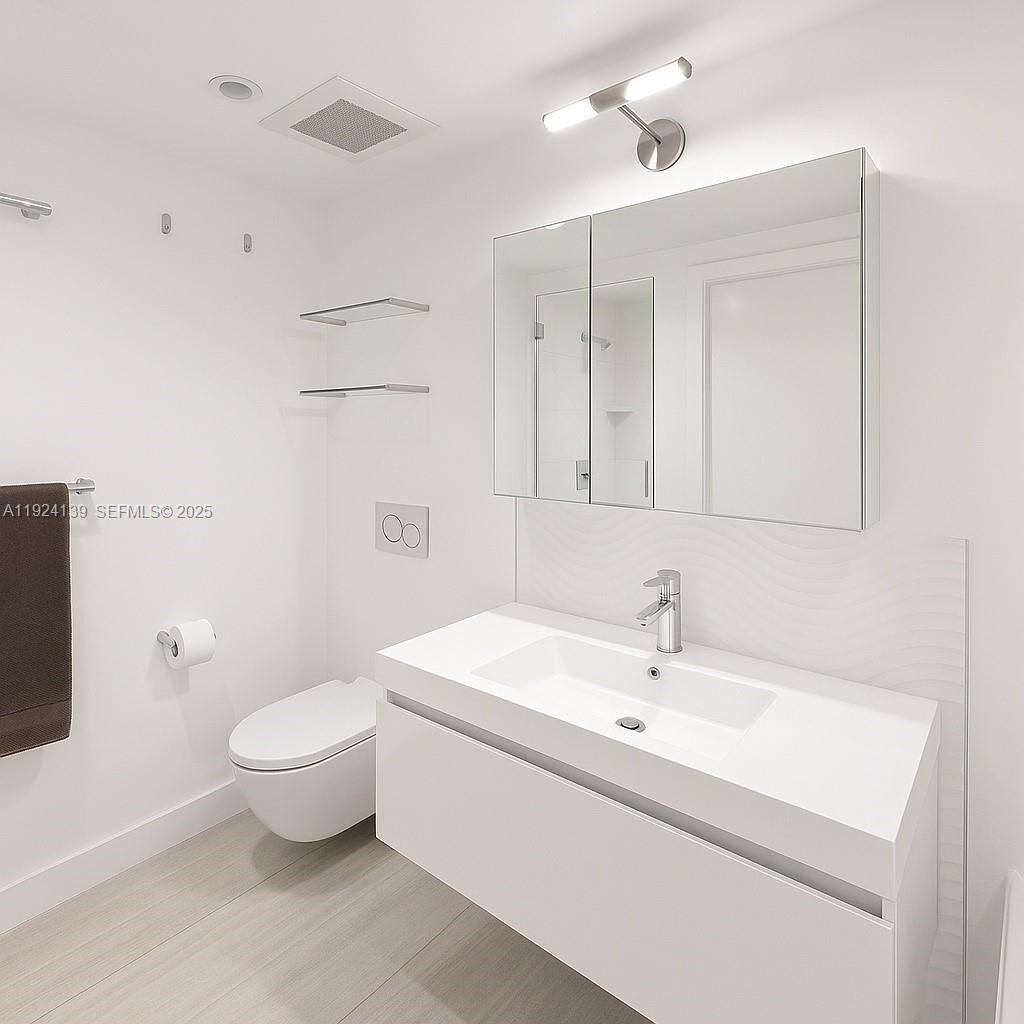 Roney Palace at 2301 Collins Ave, Miami Beach, FL 33139 - For Sale photo 11