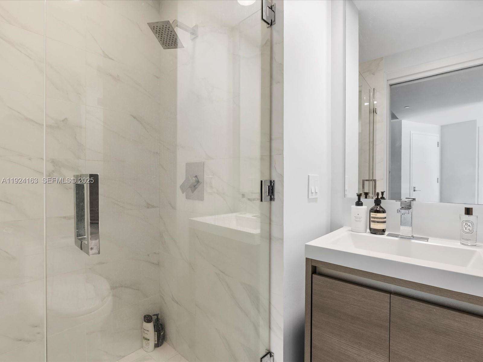 Sls Lux at 801 Miami Ave, Miami, FL 33130 - For Sale photo 18