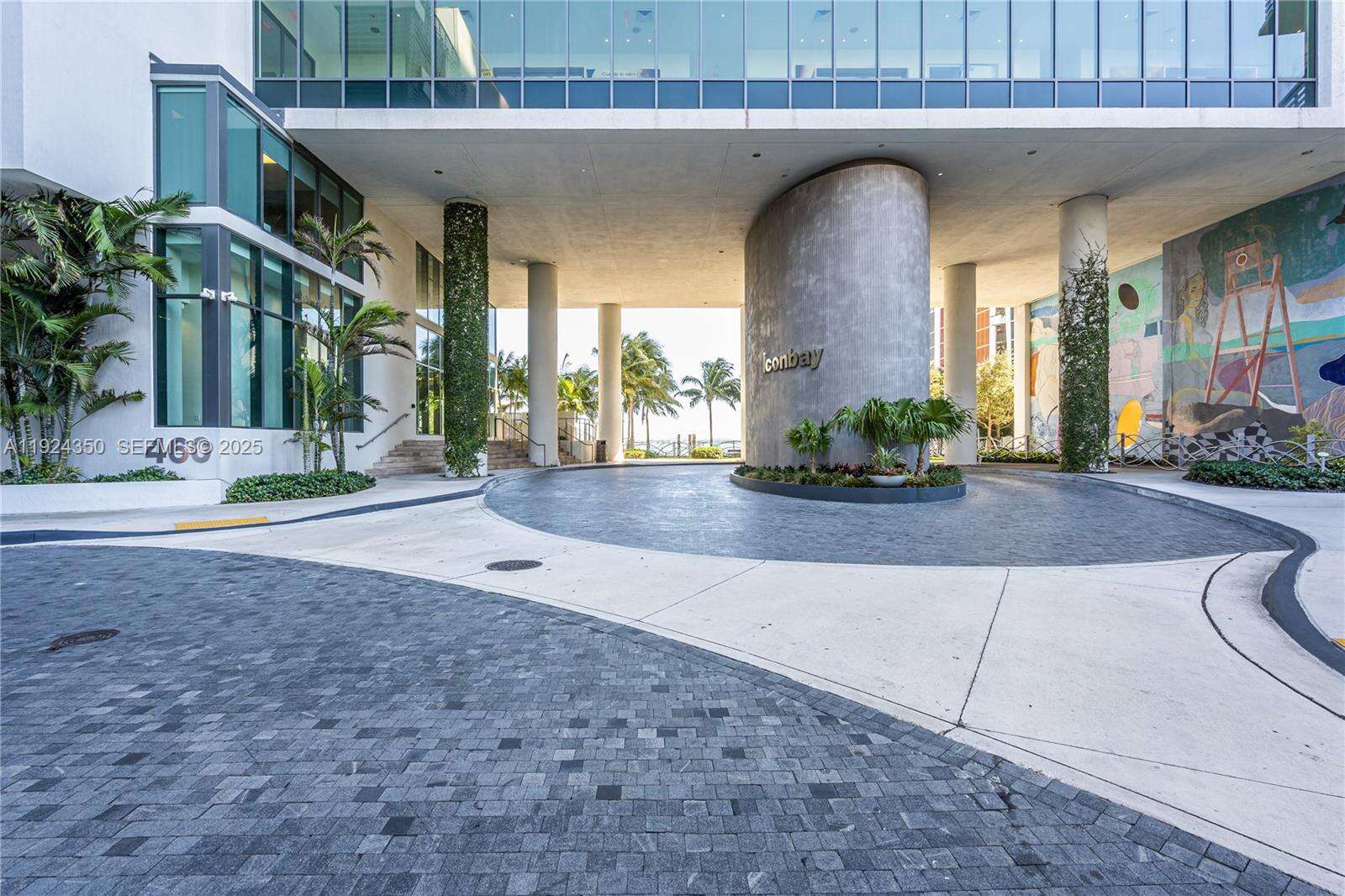 ICON BAY - 460 28th St, Miami, FL 33137 | Picture 18