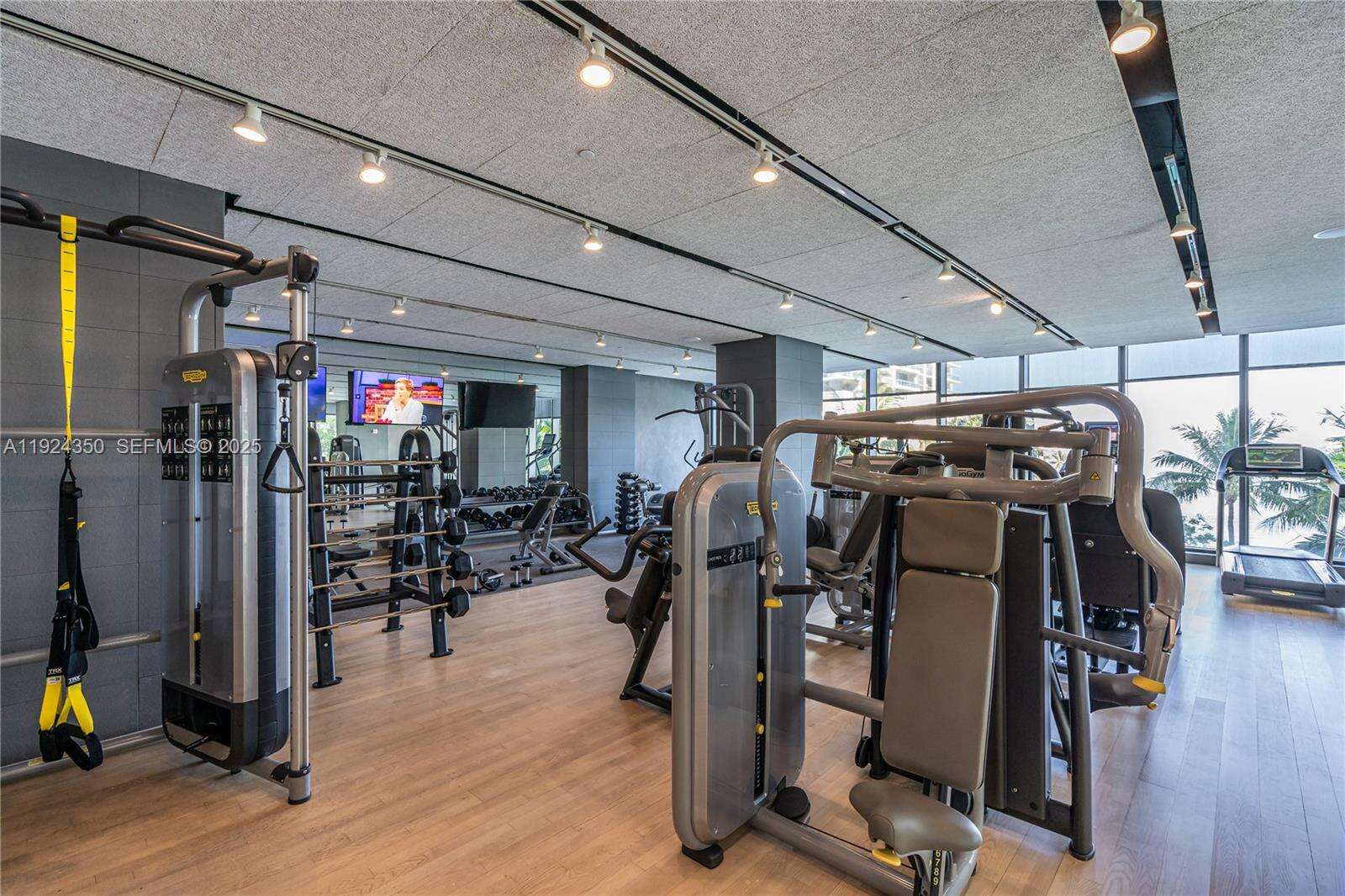 ICON BAY - 460 28th St, Miami, FL 33137 | Picture 20