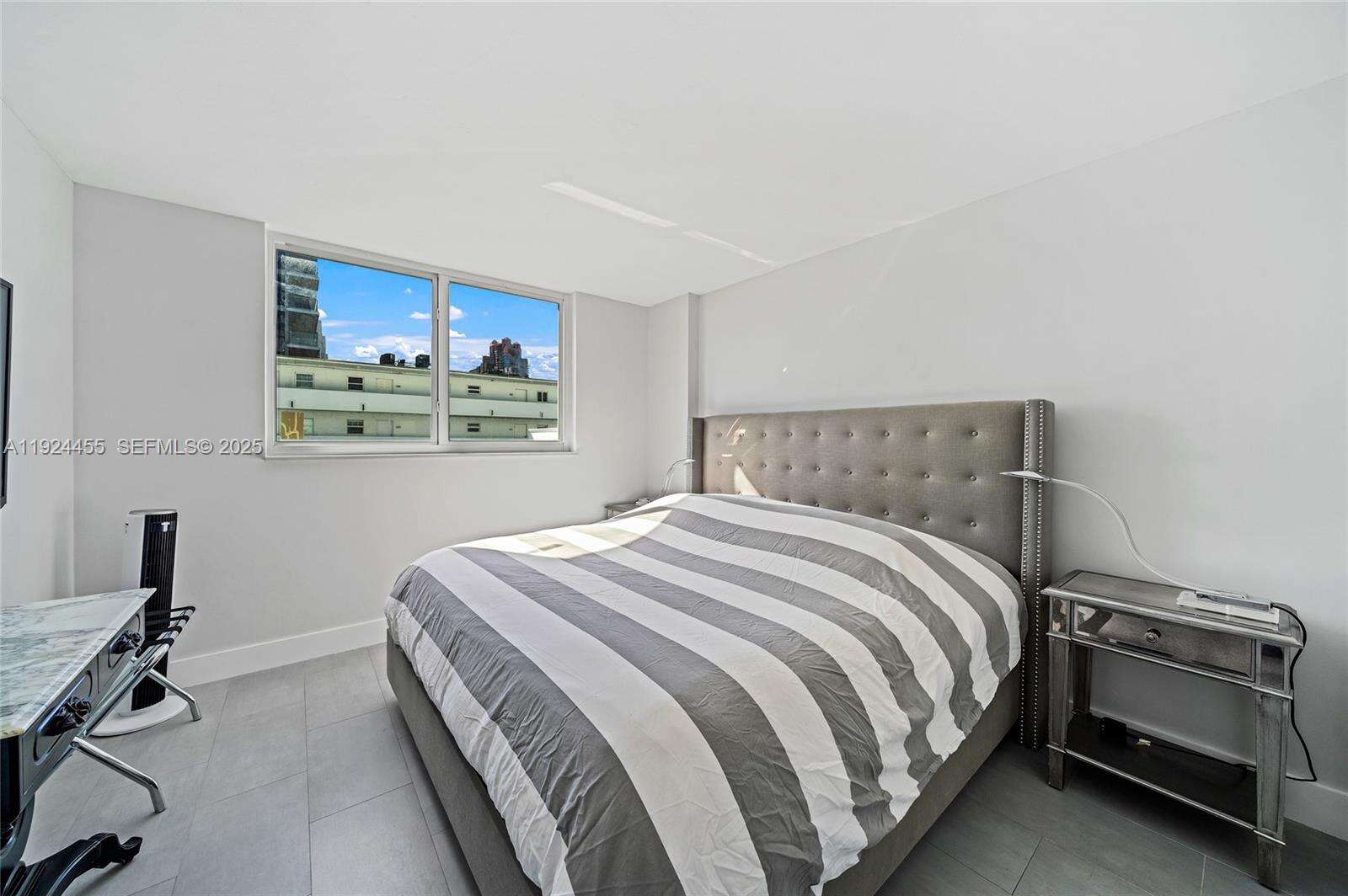 OCEAN POINT - , Miami Beach, FL 33139 | Picture 12