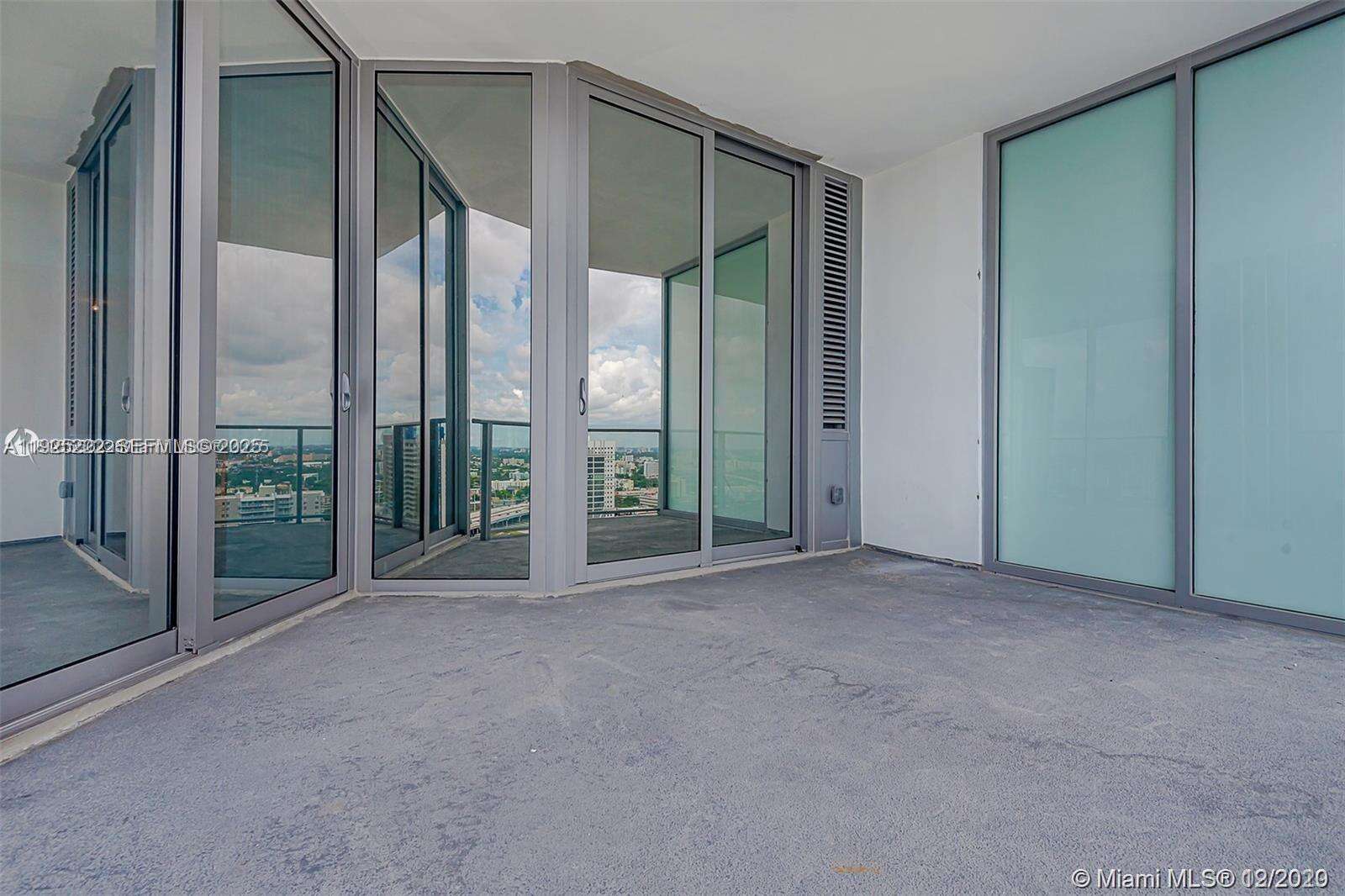 Paramount Miami Worldcenter at 851 1 Ave, Miami, FL 33132 - For Sale photo 11