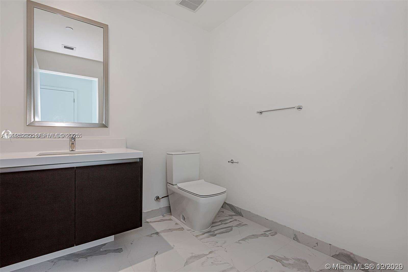 Paramount Miami Worldcenter at 851 1 Ave, Miami, FL 33132 - For Sale photo 15