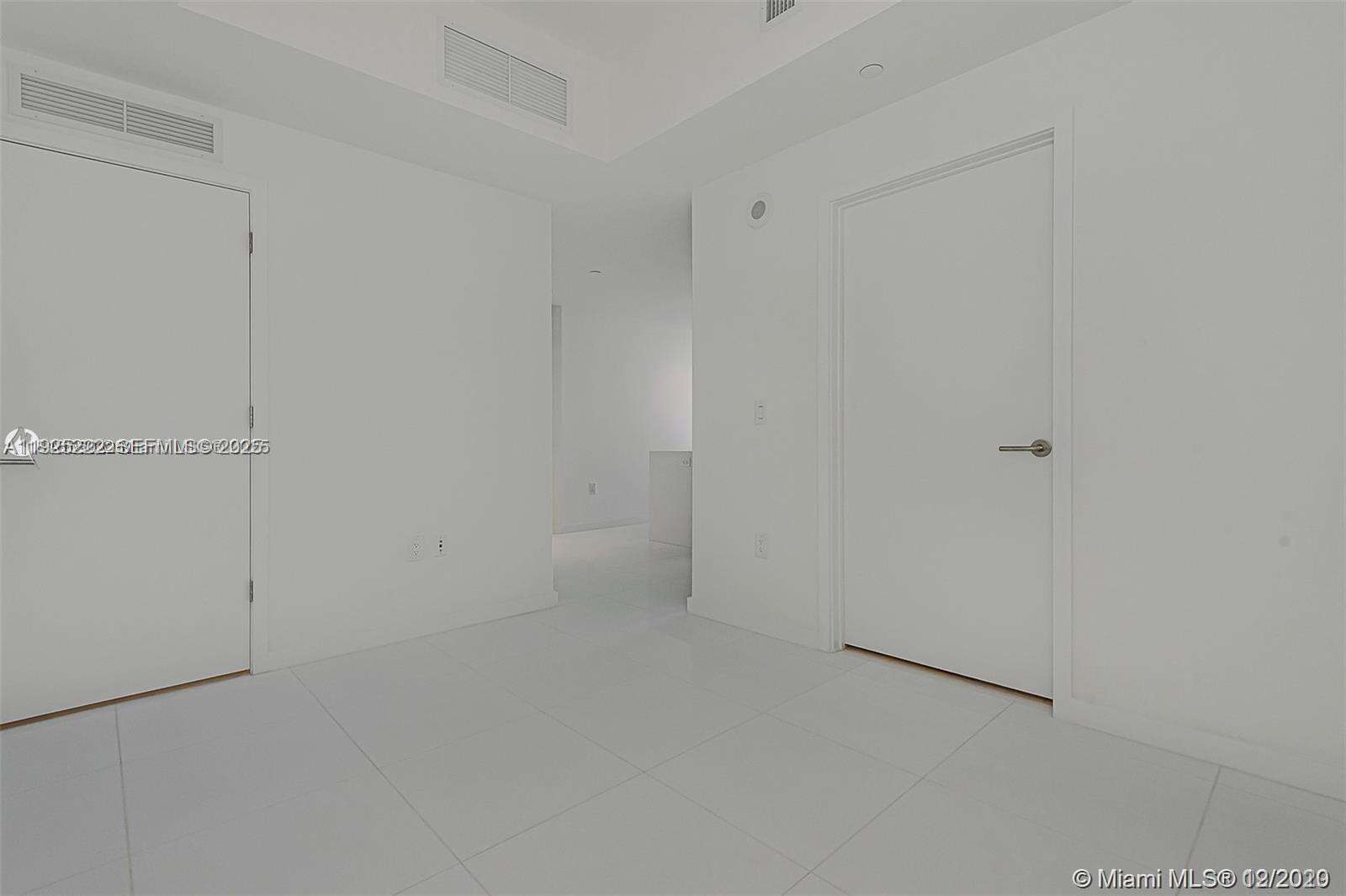 Paramount Miami Worldcenter at 851 1 Ave, Miami, FL 33132 - For Sale photo 18