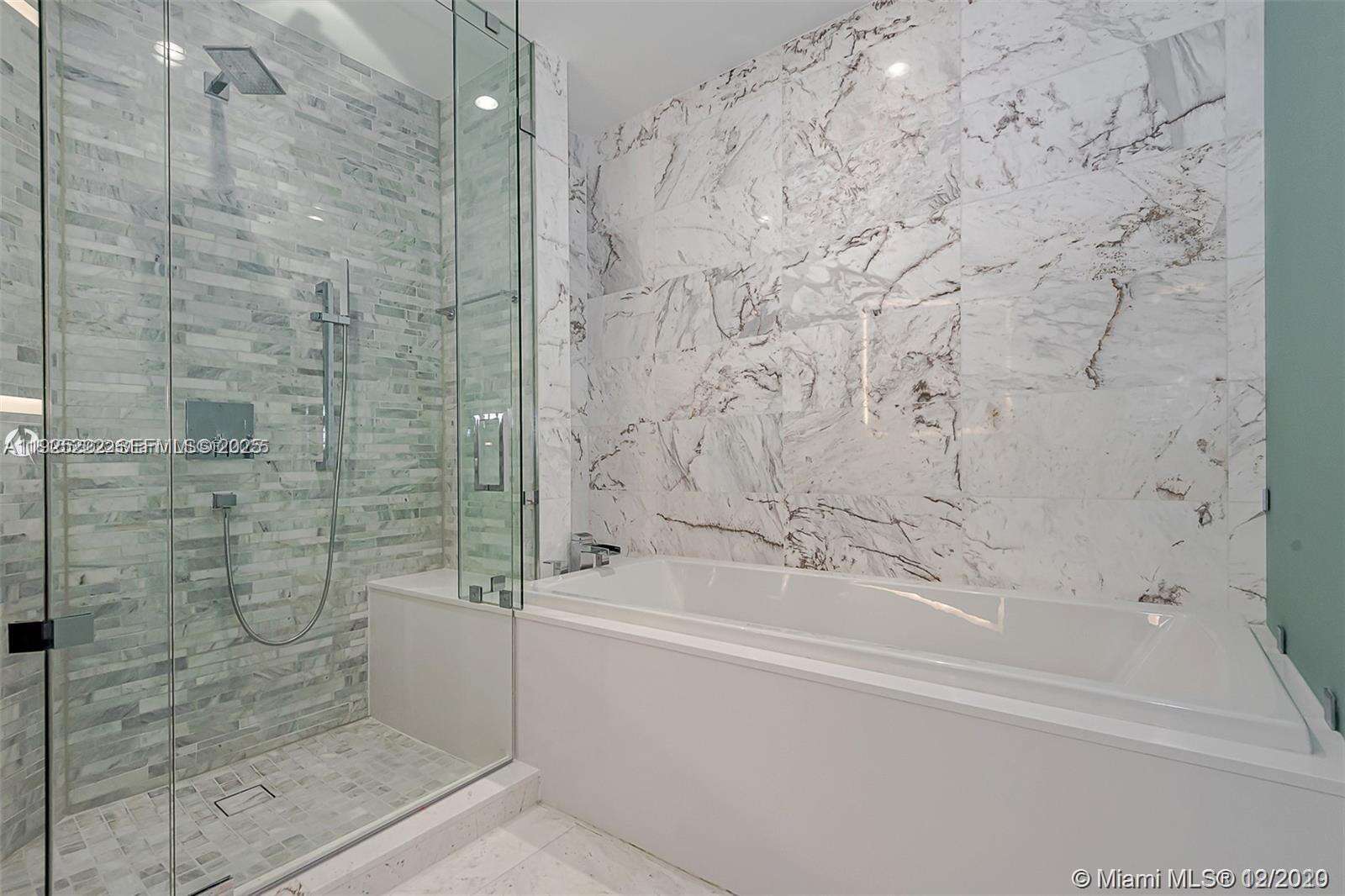 Paramount Miami Worldcenter at 851 1 Ave, Miami, FL 33132 - For Sale photo 6