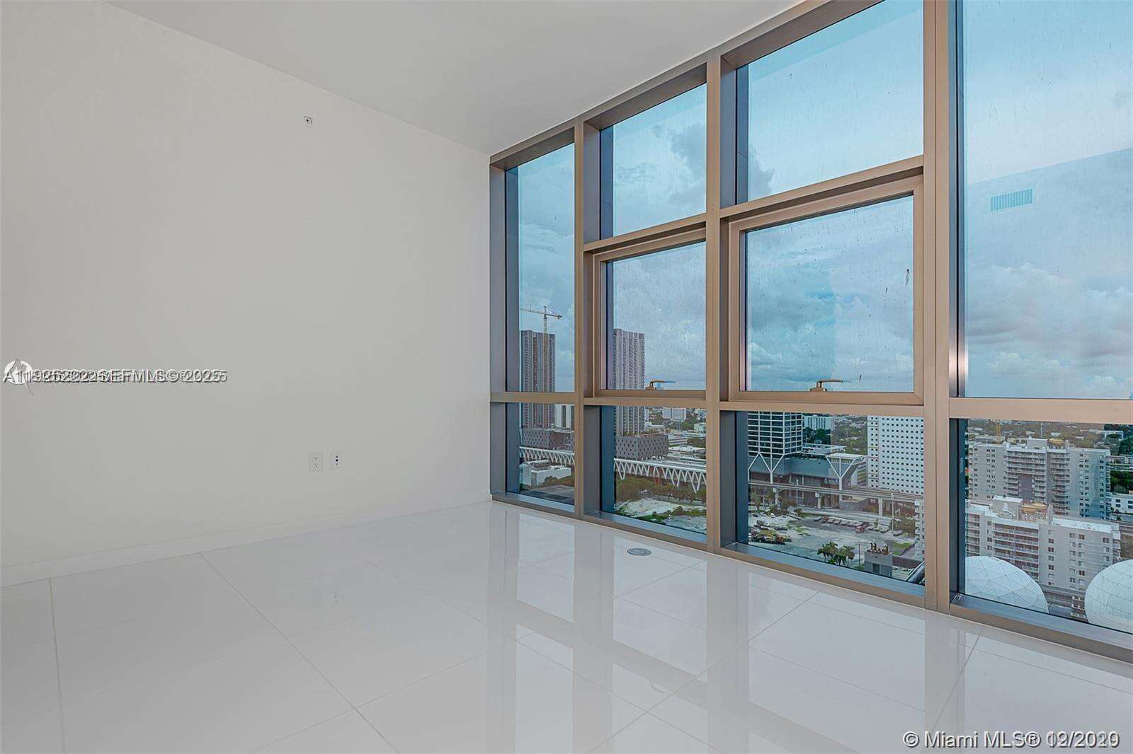 Paramount Miami Worldcenter at 851 1 Ave, Miami, FL 33132 - For Sale photo 10
