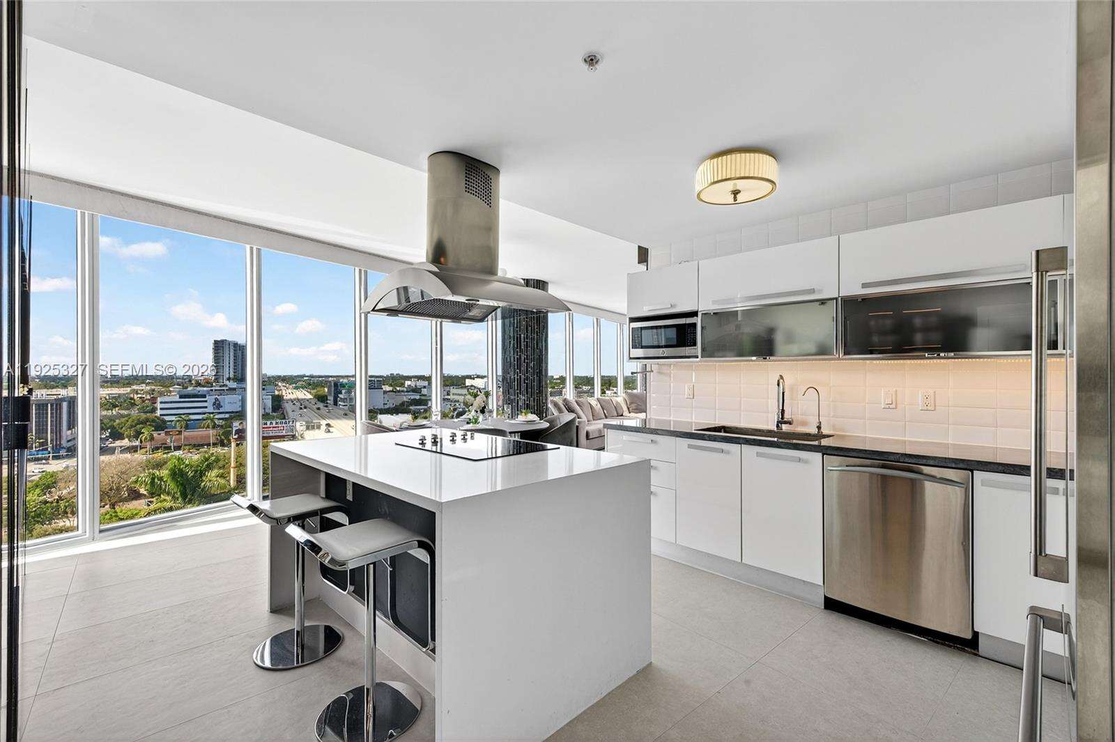Blue at 601 36 St, Miami, FL 33137 - For Sale photo 7