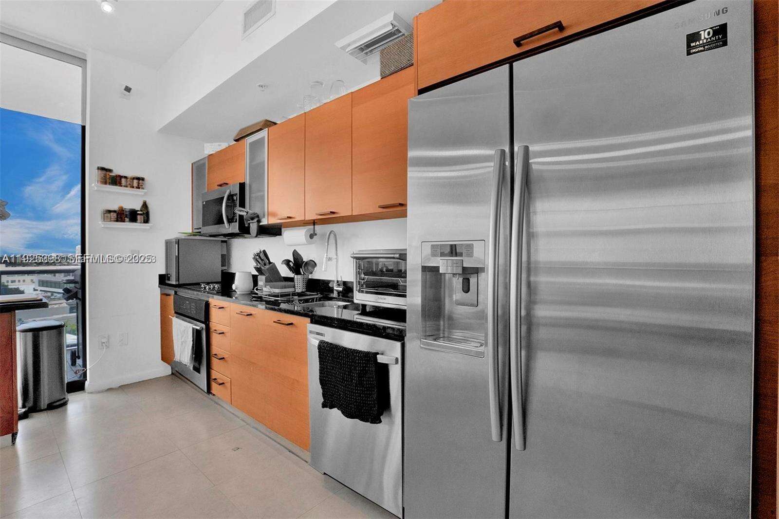 Two Midtown at 3470 Coast Ave, Miami, FL 33137 - For Sale photo 13