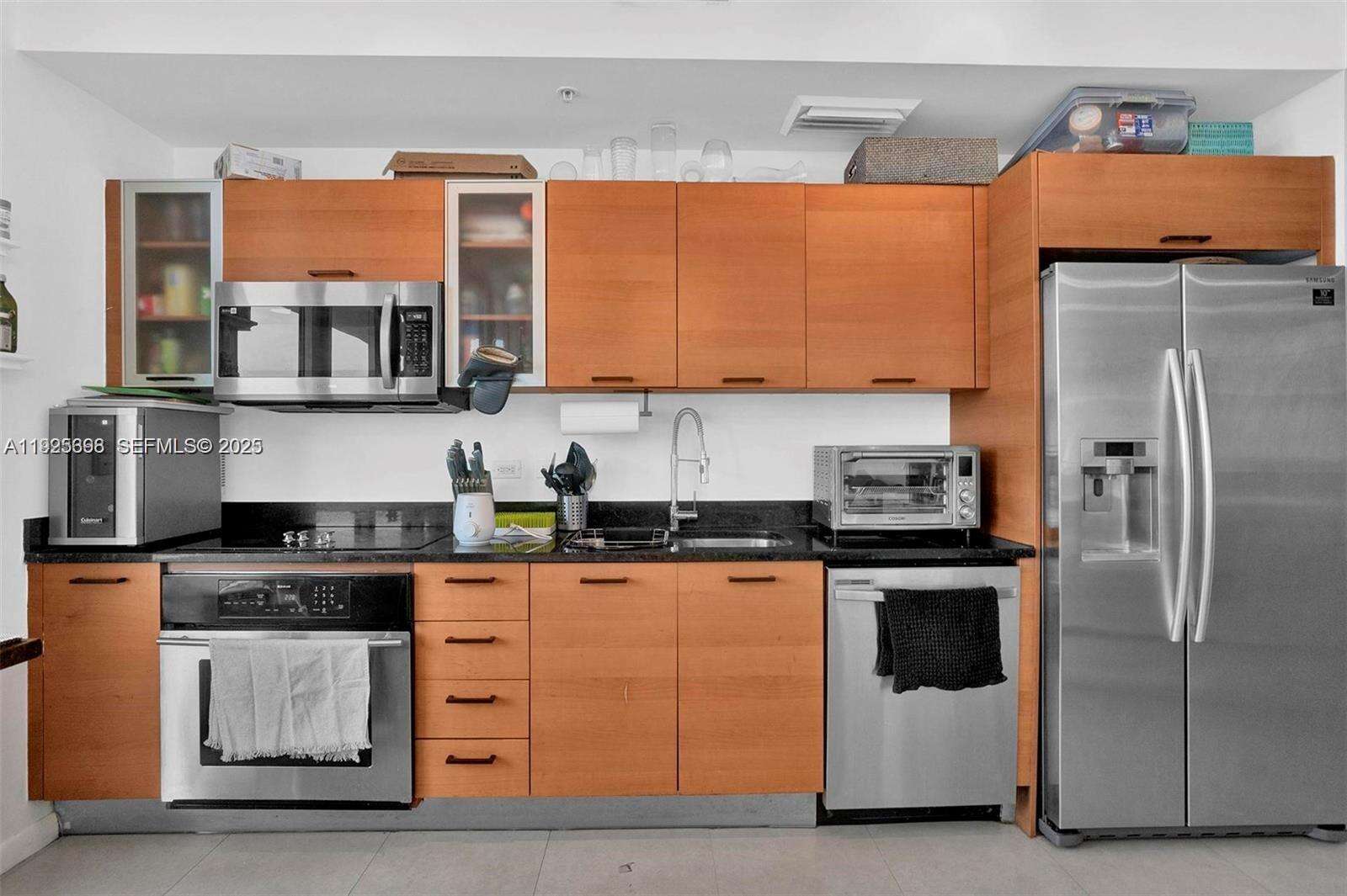 Two Midtown at 3470 Coast Ave, Miami, FL 33137 - For Sale photo 15