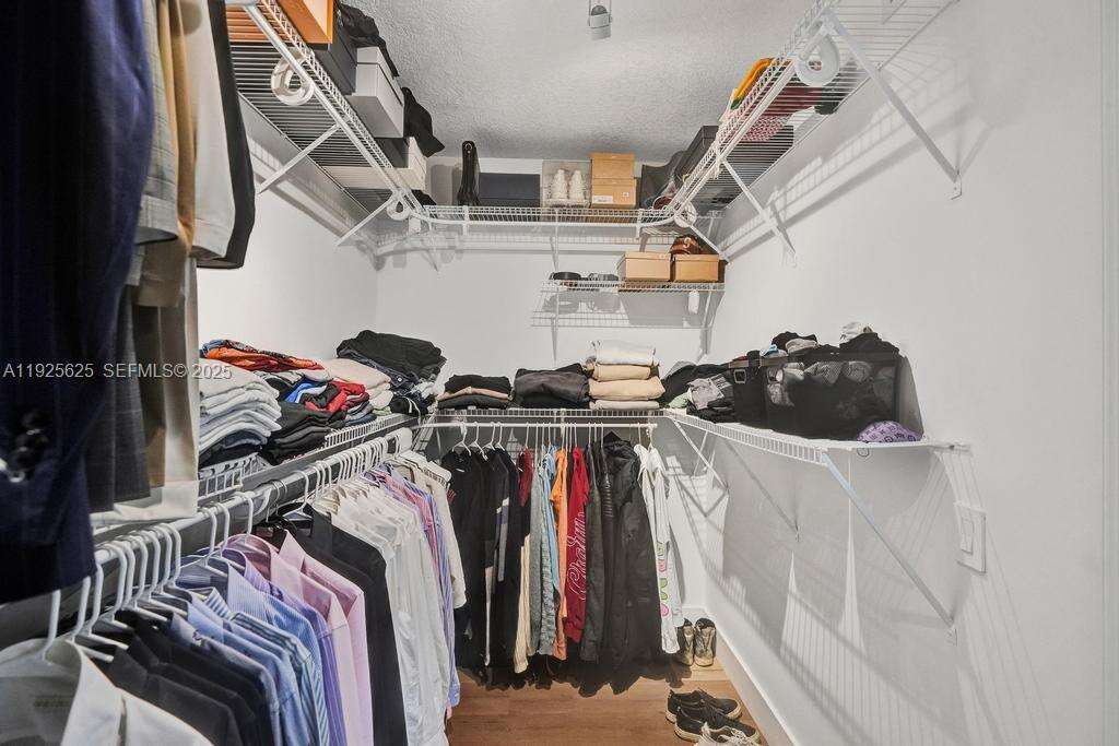 THE PINNACLE - 17555 Collins Ave, Sunny Isles Beach, FL 33160 | Picture 25