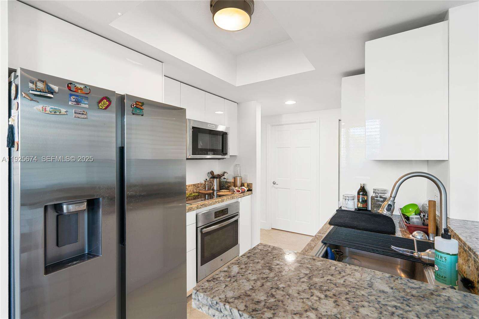 Cosmopolitan at 110 Washington Ave, Miami Beach, FL 33139 - For Sale photo 11