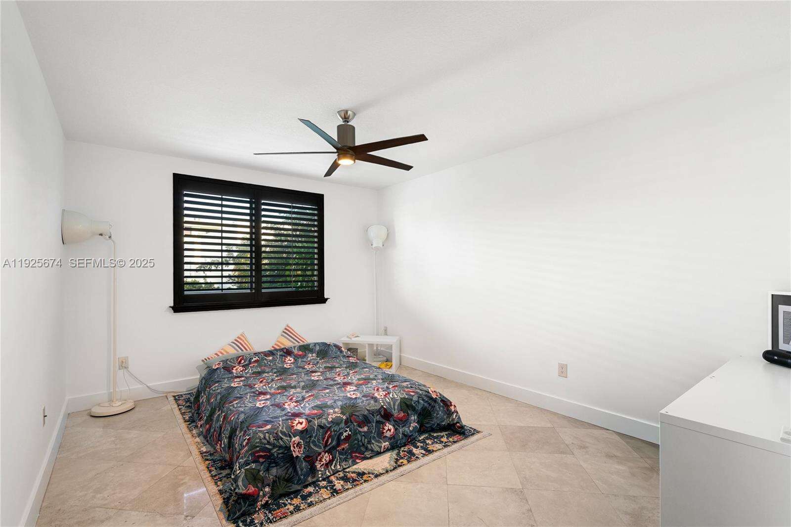 Cosmopolitan at 110 Washington Ave, Miami Beach, FL 33139 - For Sale photo 16