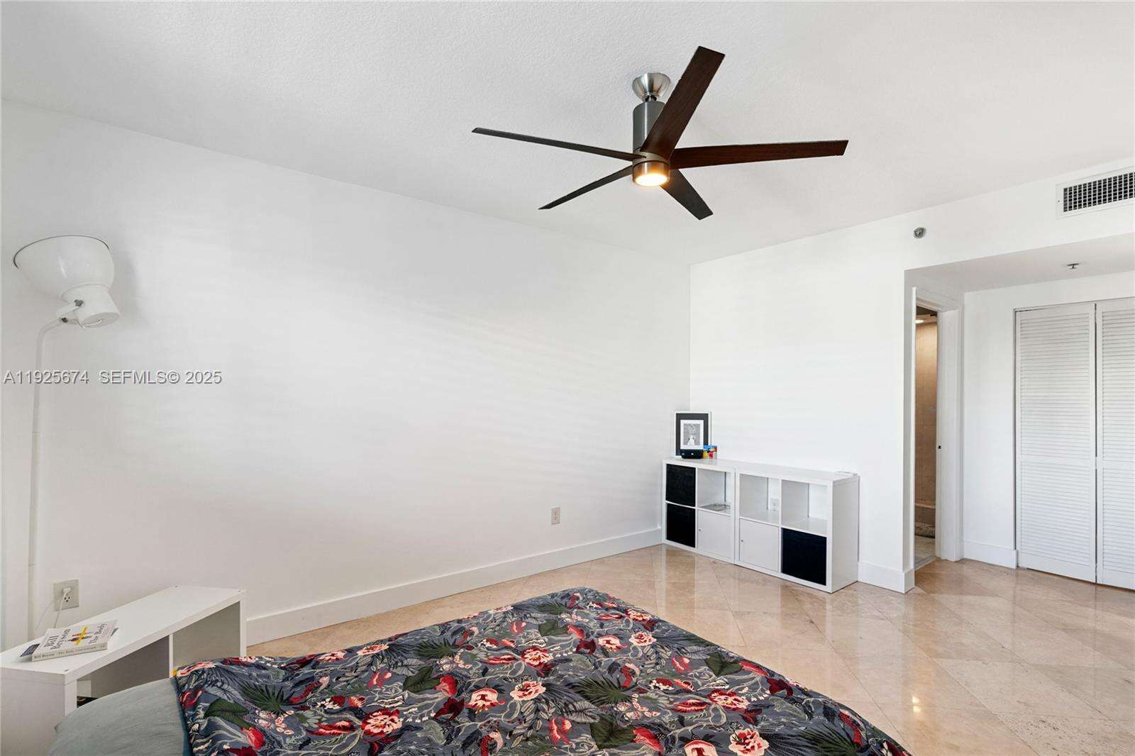 Cosmopolitan at 110 Washington Ave, Miami Beach, FL 33139 - For Sale photo 18