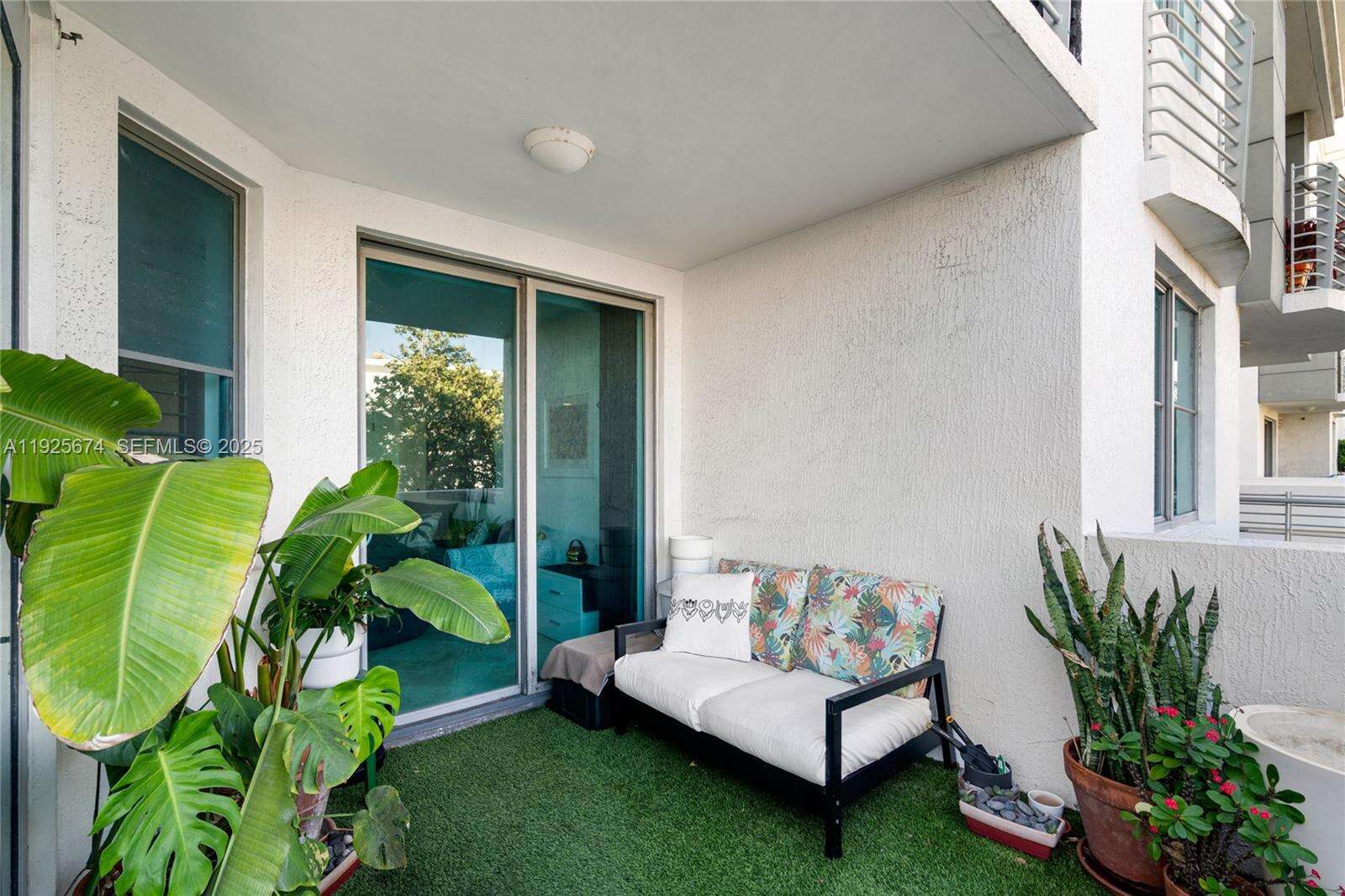 Cosmopolitan at 110 Washington Ave, Miami Beach, FL 33139 - For Sale photo 24