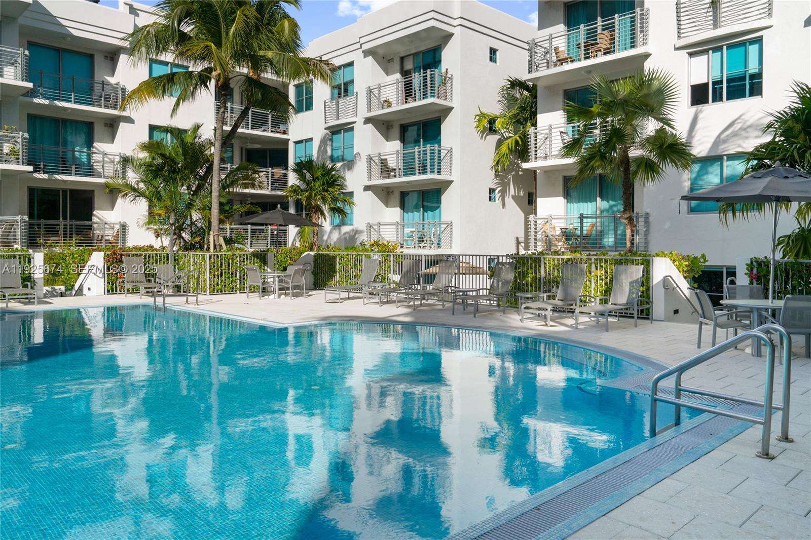 Cosmopolitan at 110 Washington Ave, Miami Beach, FL 33139 - For Sale photo 30
