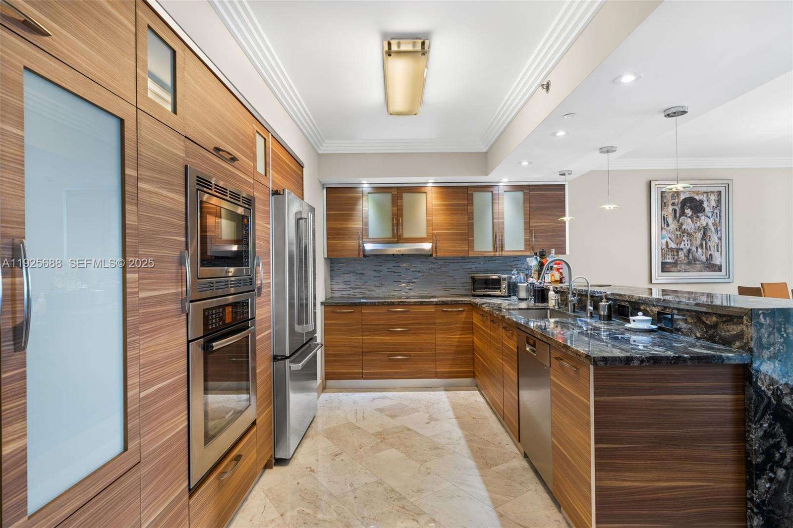 OCEAN FOUR - 17201 Collins Ave, Sunny Isles Beach, FL 33160 | Picture 7