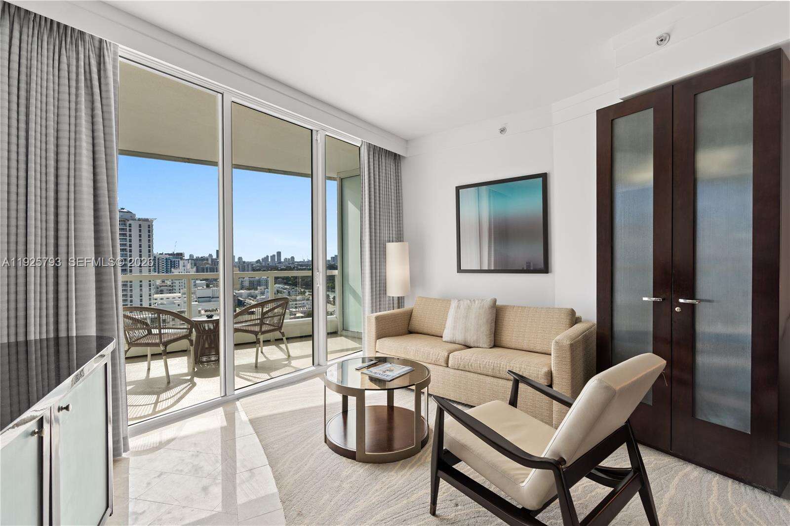 Fontainebleau 3 at 4391 Collins Ave, Miami Beach, FL 33140 - For Sale photo 11