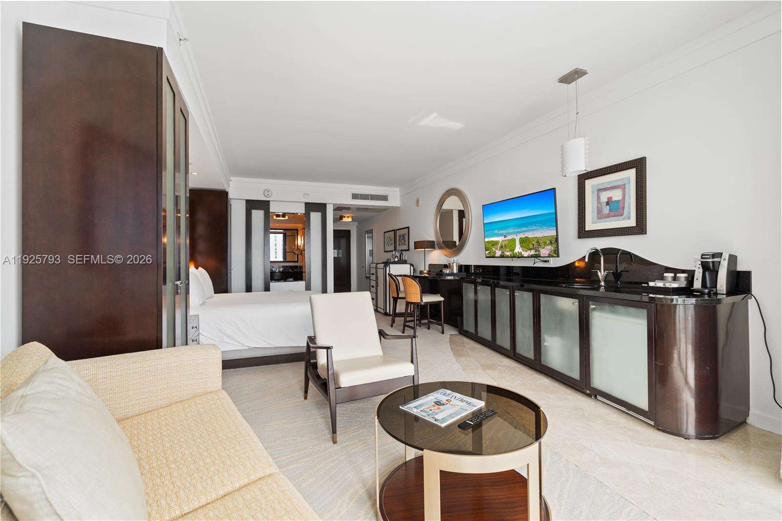 Fontainebleau 3 at 4391 Collins Ave, Miami Beach, FL 33140 - For Sale photo 13