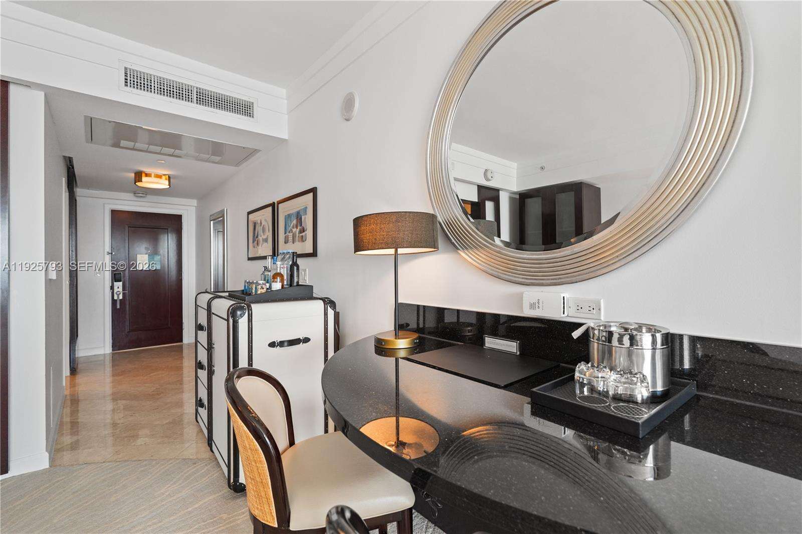 Fontainebleau 3 at 4391 Collins Ave, Miami Beach, FL 33140 - For Sale photo 15