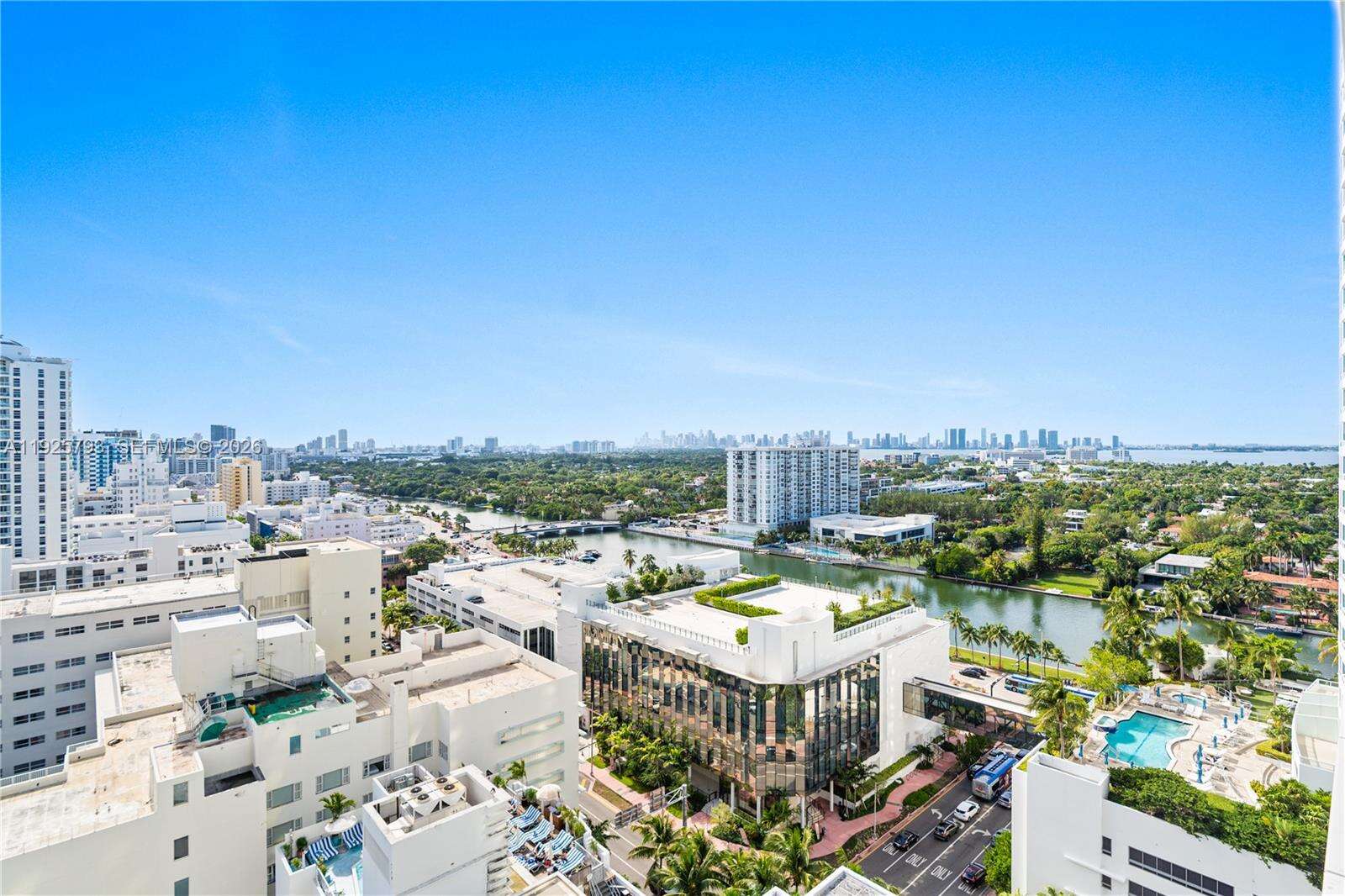 Fontainebleau 3 at 4391 Collins Ave, Miami Beach, FL 33140 - For Sale photo 4