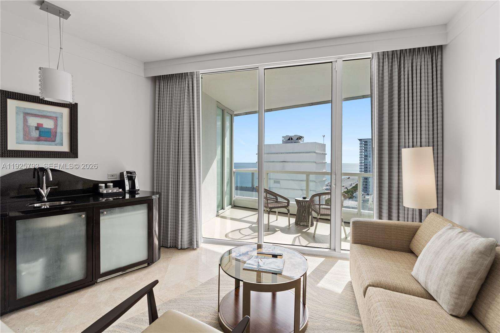 Fontainebleau 3 at 4391 Collins Ave, Miami Beach, FL 33140 - For Sale photo 9