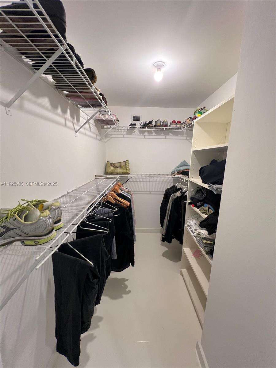 The Floridian at 650 W Ave, Miami Beach, FL 33139 - For Sale photo 21