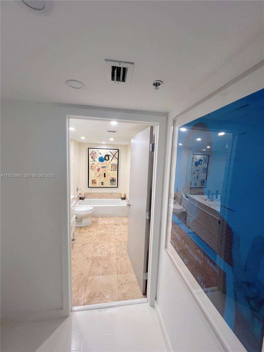 The Floridian at 650 W Ave, Miami Beach, FL 33139 - For Sale photo 22