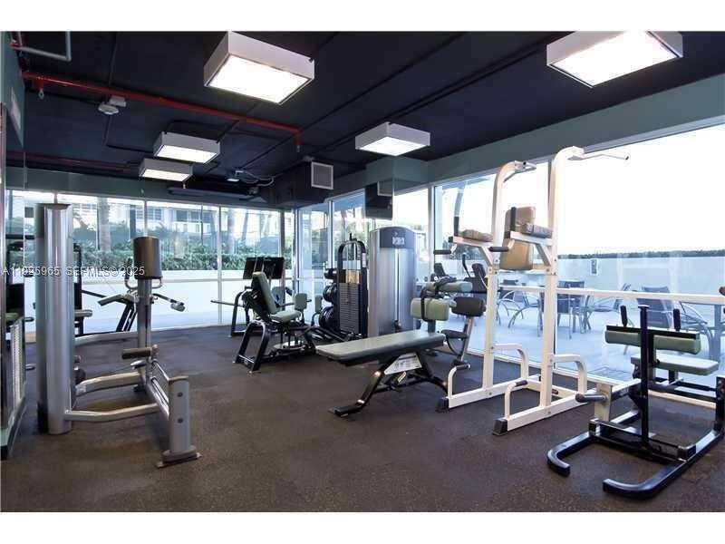The Floridian at 650 W Ave, Miami Beach, FL 33139 - For Sale photo 32