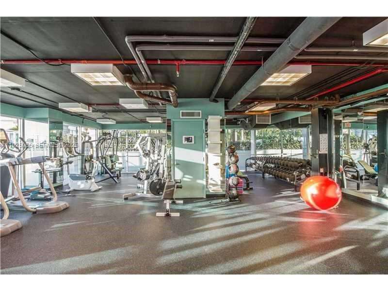 The Floridian at 650 W Ave, Miami Beach, FL 33139 - For Sale photo 33
