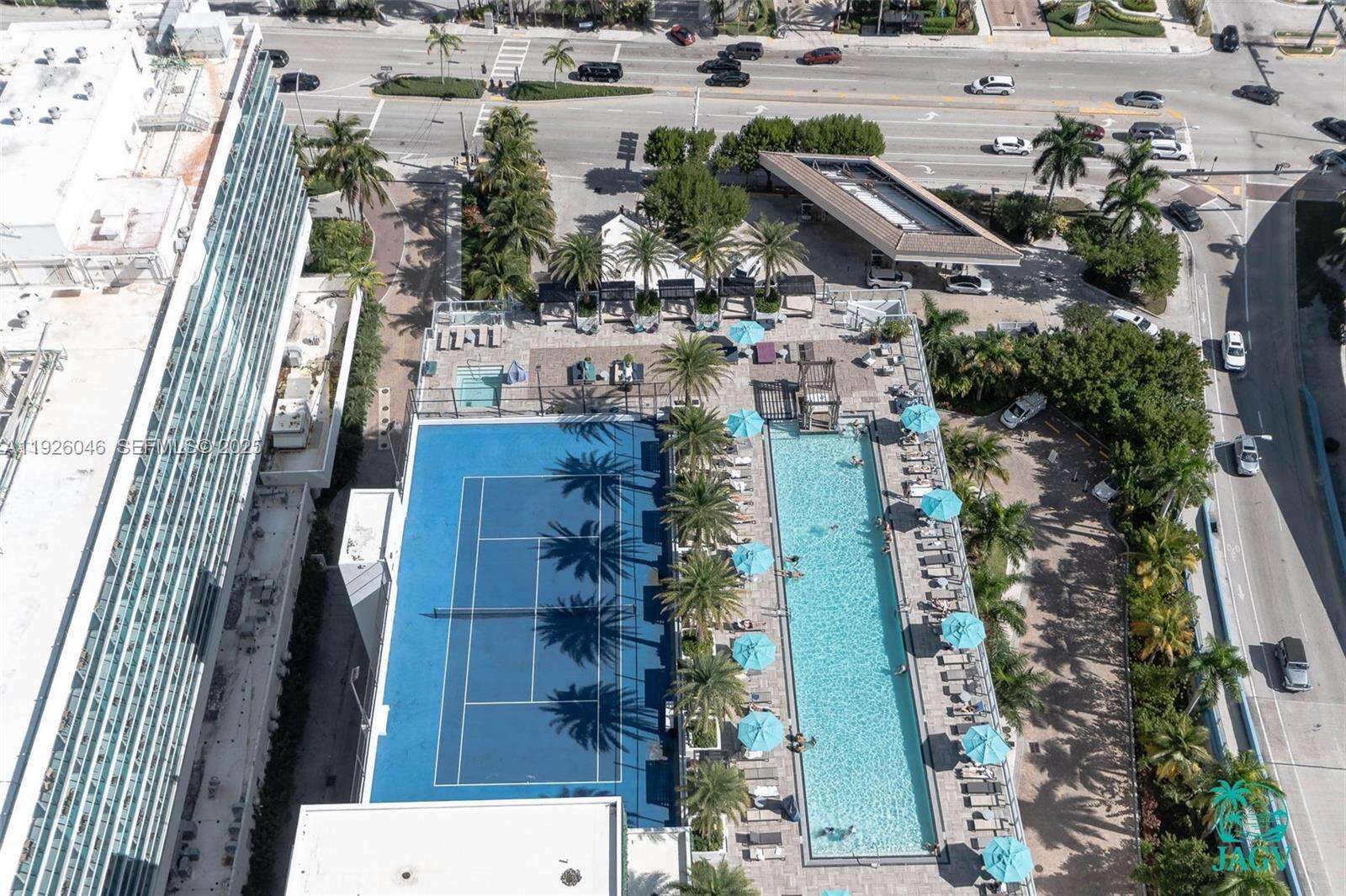 Hyde Beach House at 4010 Ocean Dr, Hollywood, FL 33019 - For Sale photo 14