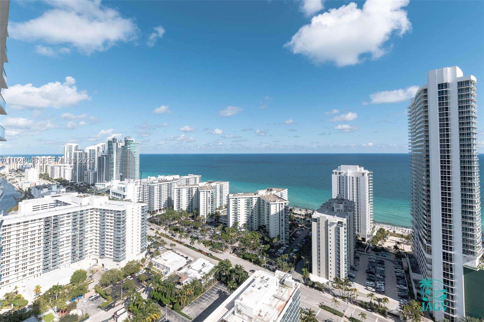 Hyde Beach House at 4010 Ocean Dr, Hollywood, FL 33019 - For Sale photo 16